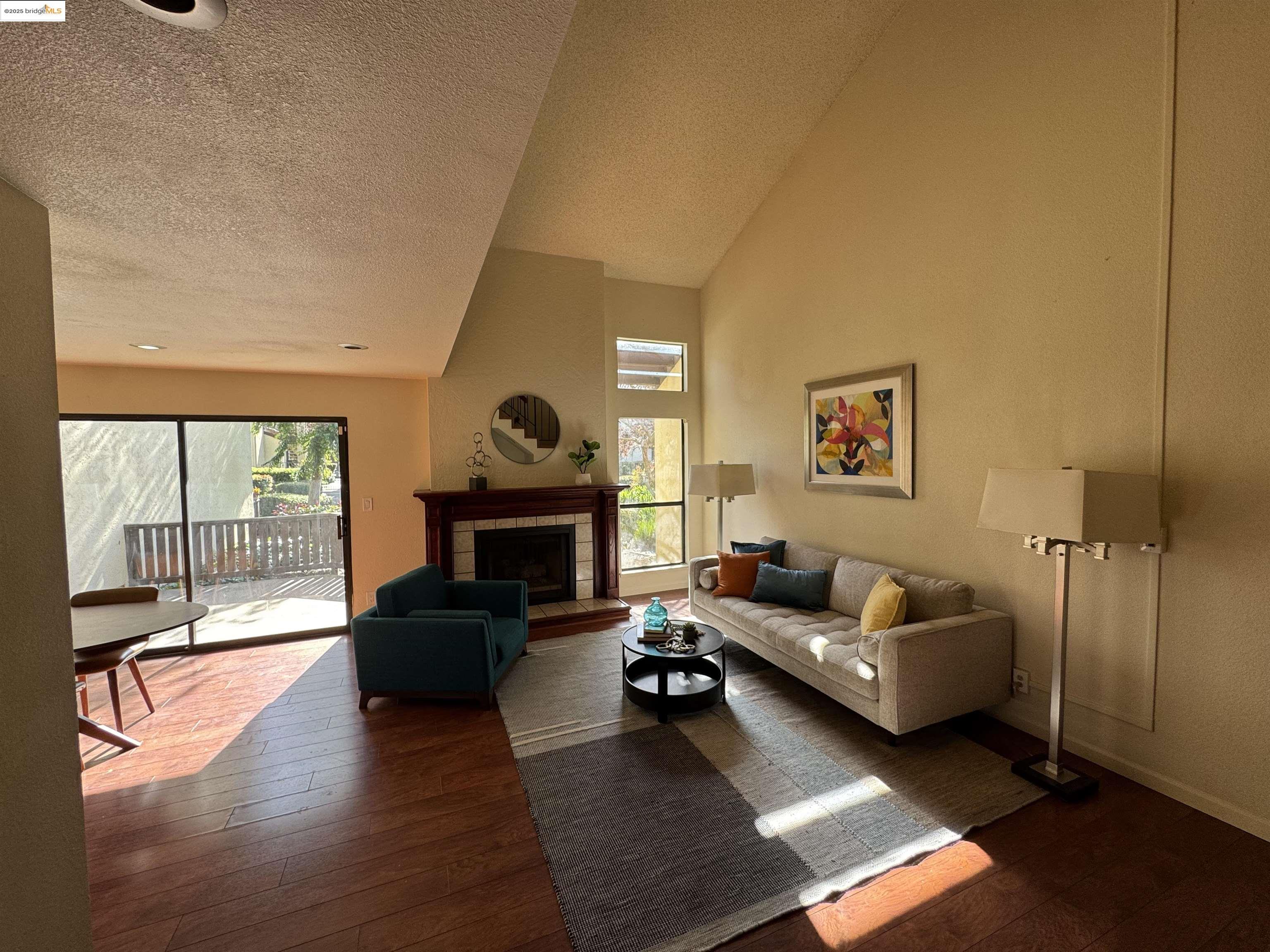 Detail Gallery Image 4 of 40 For 14415 Seagate Drive, San Leandro,  CA 94577-6405 - 3 Beds | 2/1 Baths