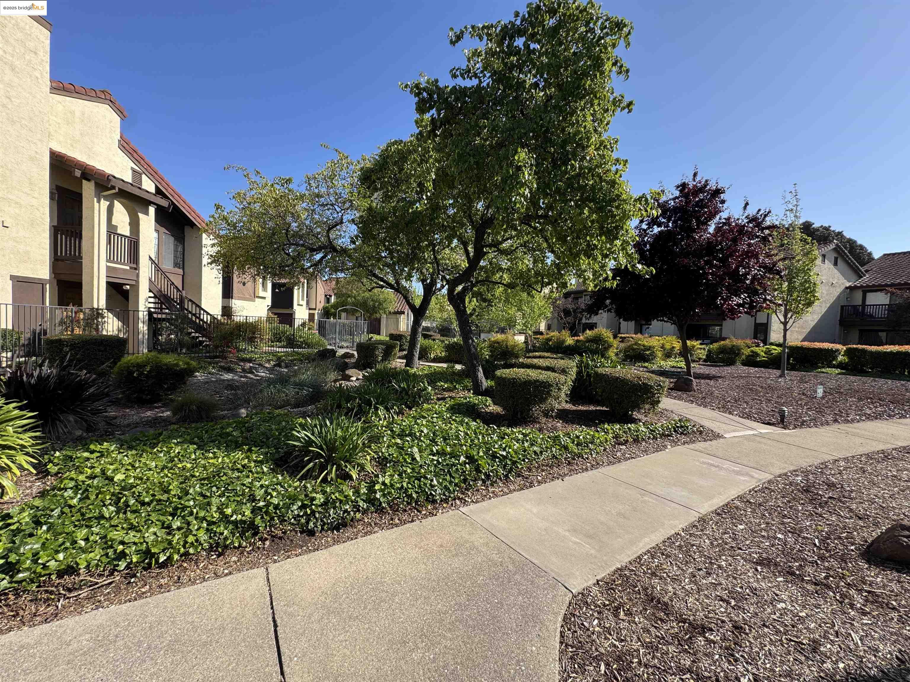 Detail Gallery Image 34 of 40 For 14415 Seagate Drive, San Leandro,  CA 94577-6405 - 3 Beds | 2/1 Baths