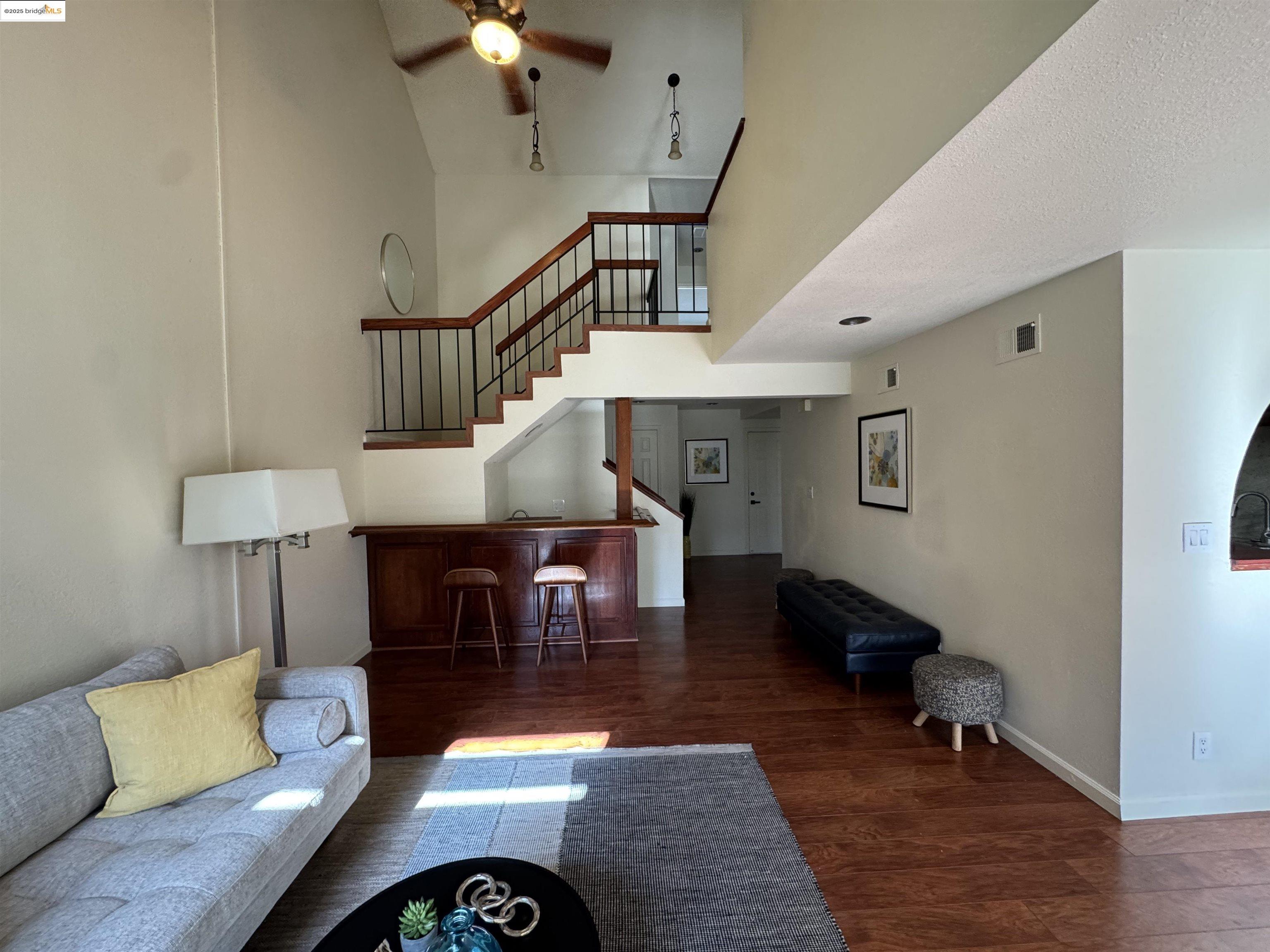 Detail Gallery Image 8 of 40 For 14415 Seagate Drive, San Leandro,  CA 94577-6405 - 3 Beds | 2/1 Baths