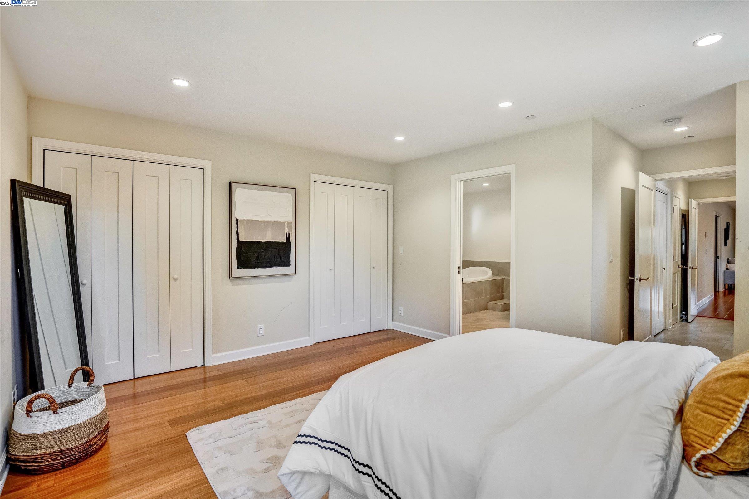 Detail Gallery Image 18 of 22 For 1251 Madera Ave, Menlo Park,  CA 94025 - 3 Beds | 2 Baths
