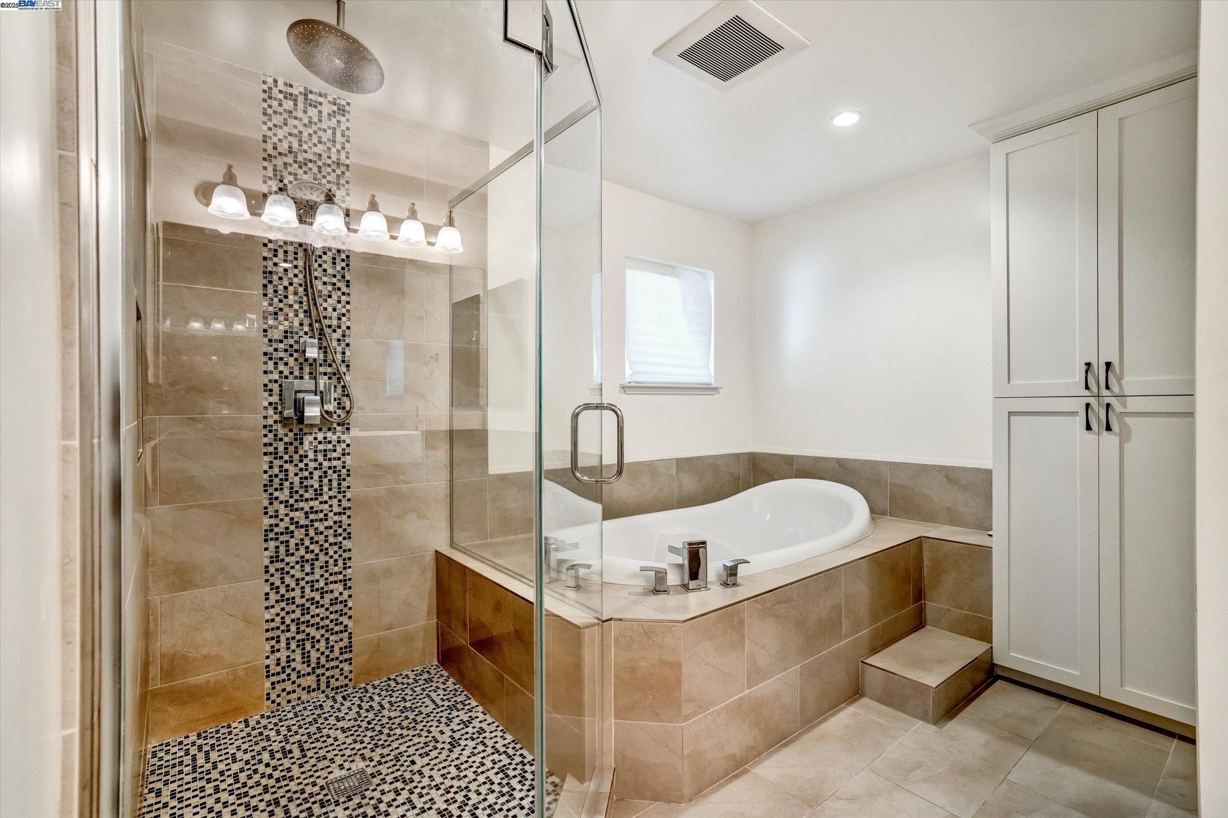 Detail Gallery Image 20 of 22 For 1251 Madera Ave, Menlo Park,  CA 94025 - 3 Beds | 2 Baths