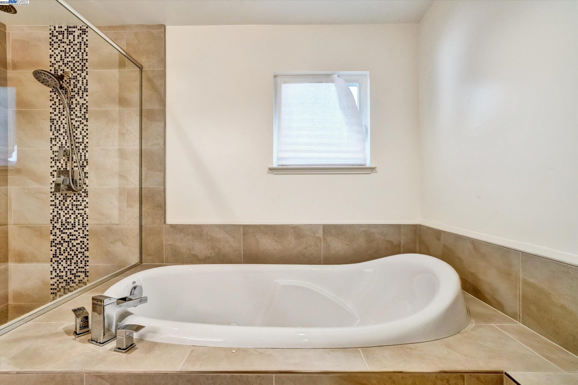 Detail Gallery Image 21 of 22 For 1251 Madera Ave, Menlo Park,  CA 94025 - 3 Beds | 2 Baths