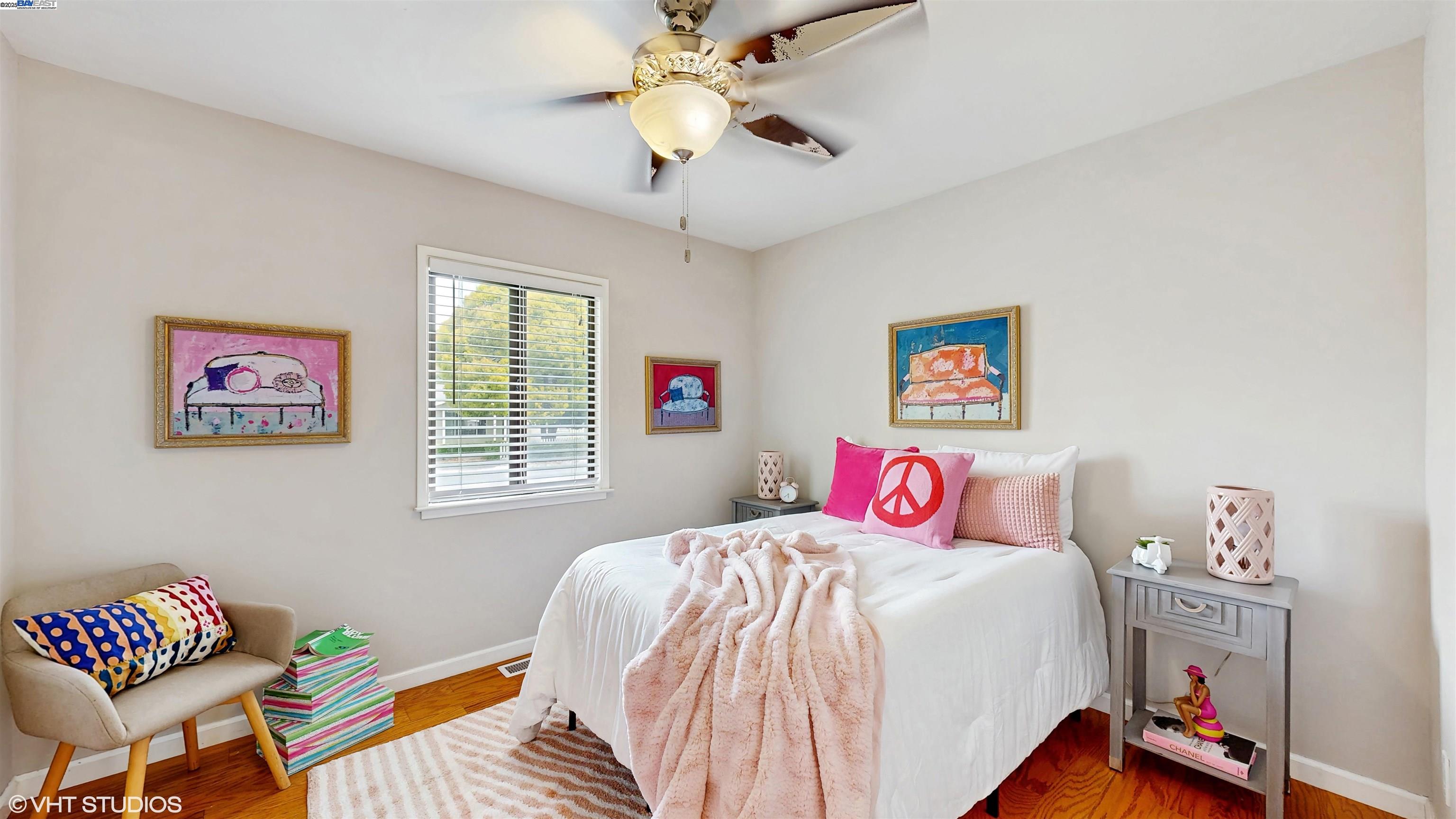 property-img