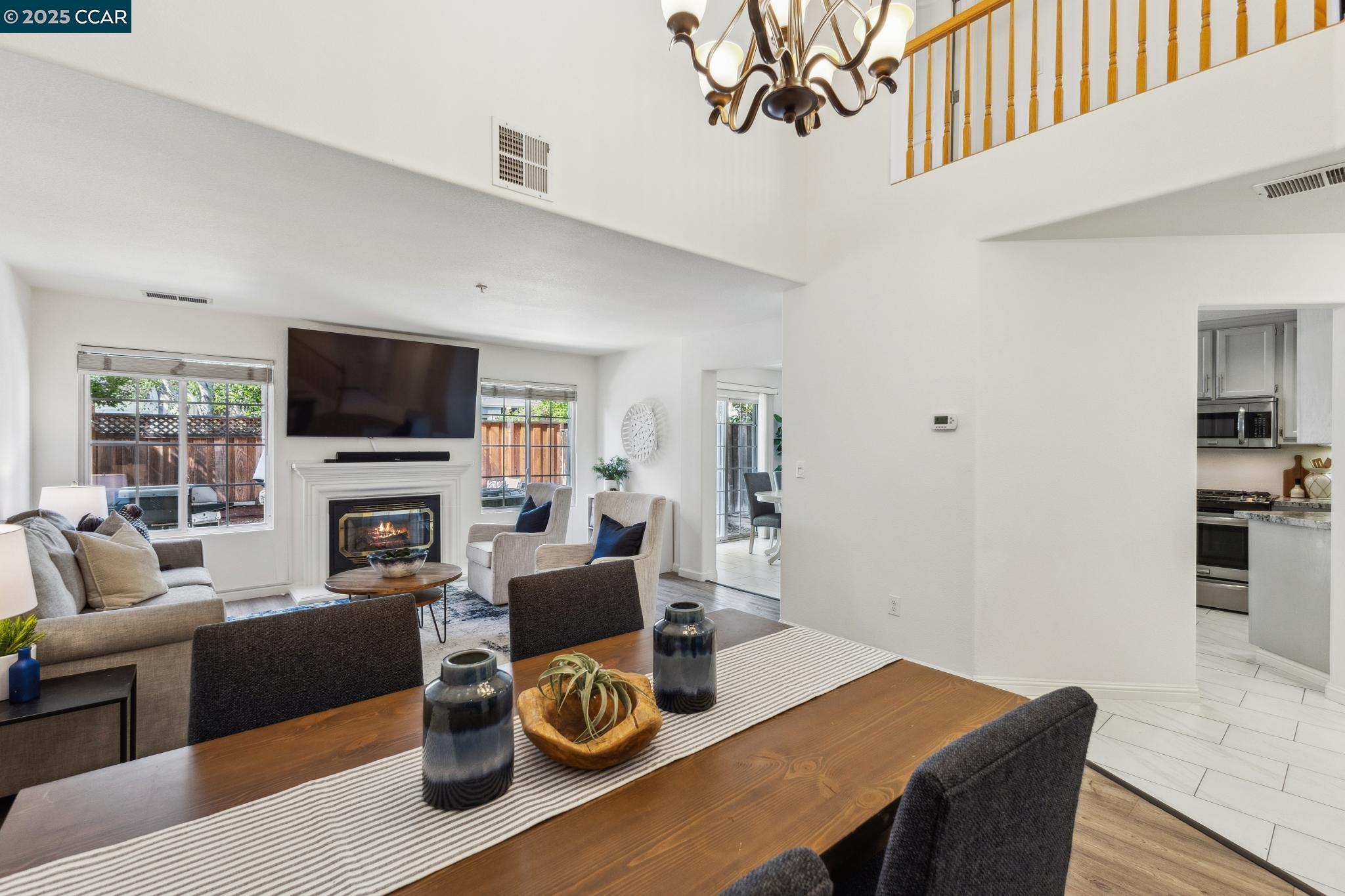 Detail Gallery Image 11 of 51 For 1810 Corte Cava, Livermore,  CA 94551 - 3 Beds | 2/1 Baths