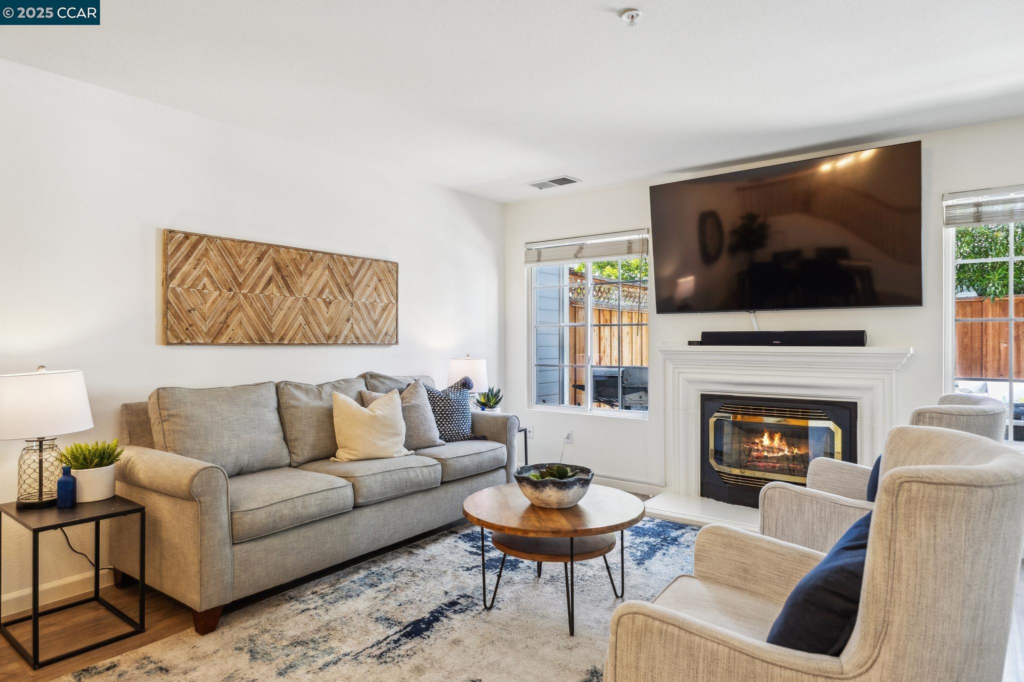 Detail Gallery Image 12 of 51 For 1810 Corte Cava, Livermore,  CA 94551 - 3 Beds | 2/1 Baths