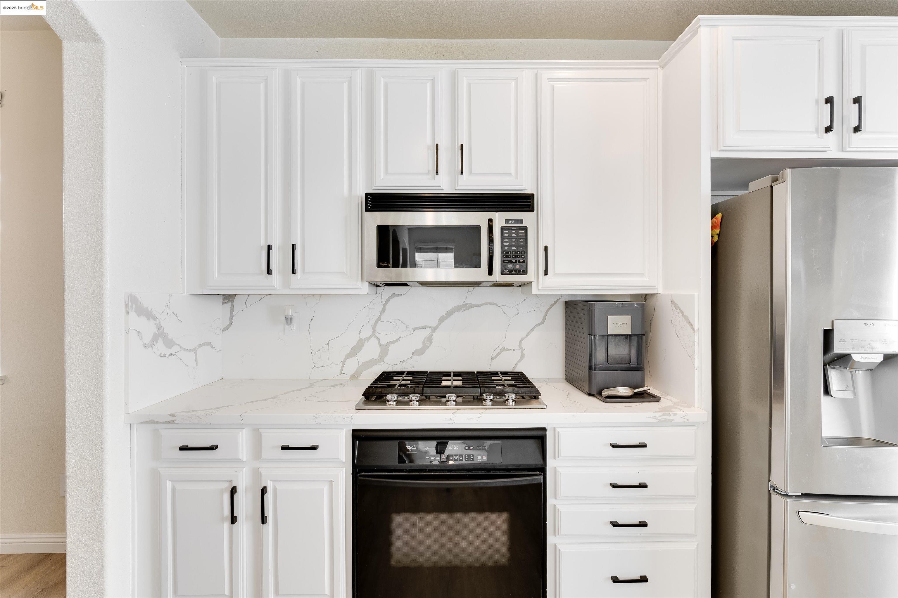 Detail Gallery Image 19 of 56 For 569 Primitivo Ct, Fairfield,  CA 94534 - 4 Beds | 2/1 Baths