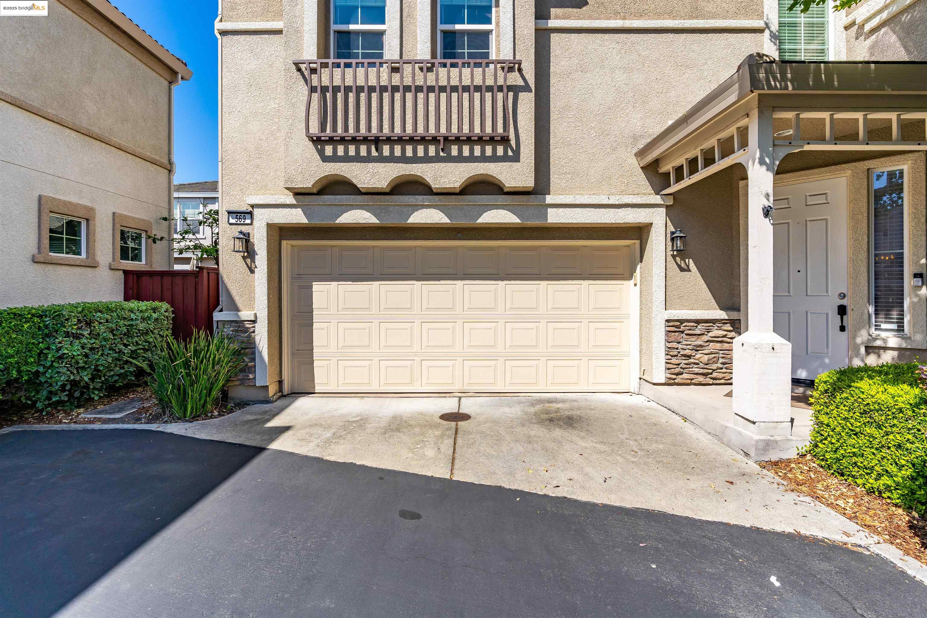 Detail Gallery Image 3 of 56 For 569 Primitivo Ct, Fairfield,  CA 94534 - 4 Beds | 2/1 Baths
