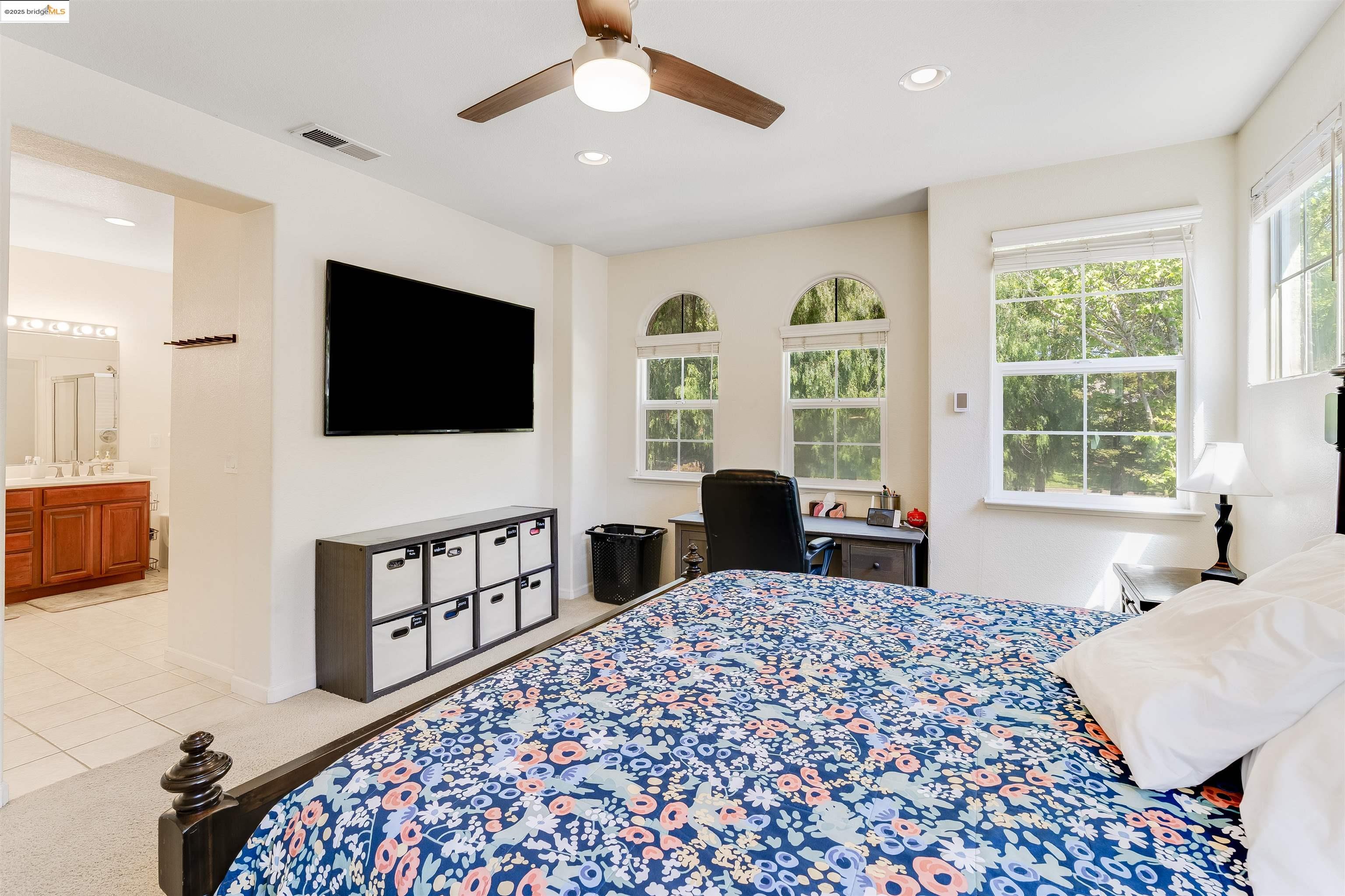 Detail Gallery Image 29 of 56 For 569 Primitivo Ct, Fairfield,  CA 94534 - 4 Beds | 2/1 Baths