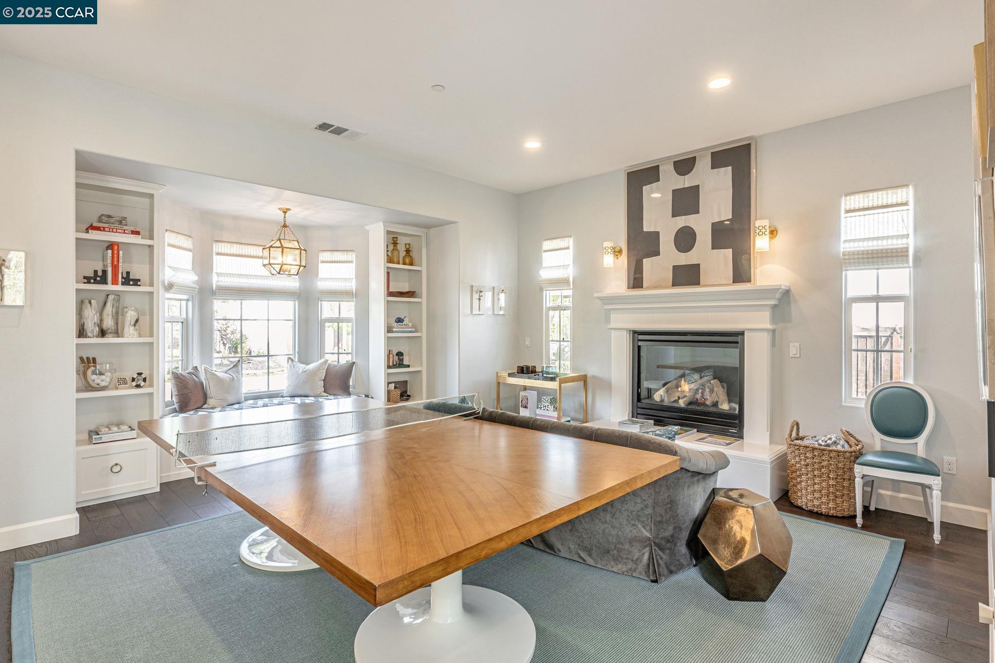 Detail Gallery Image 17 of 57 For 5415 Belarus St, Danville,  CA 94506 - 5 Beds | 4/1 Baths