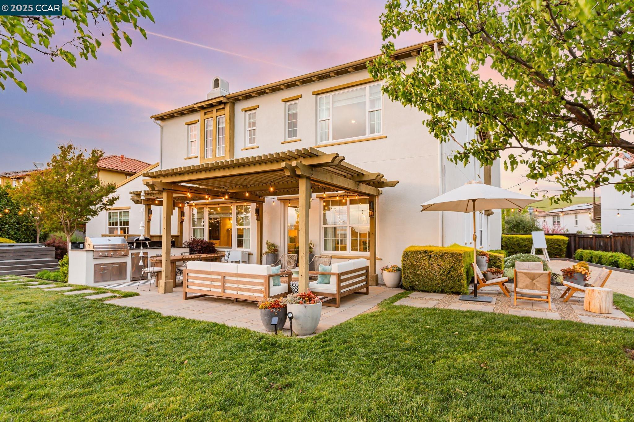 Detail Gallery Image 37 of 57 For 5415 Belarus St, Danville,  CA 94506 - 5 Beds | 4/1 Baths