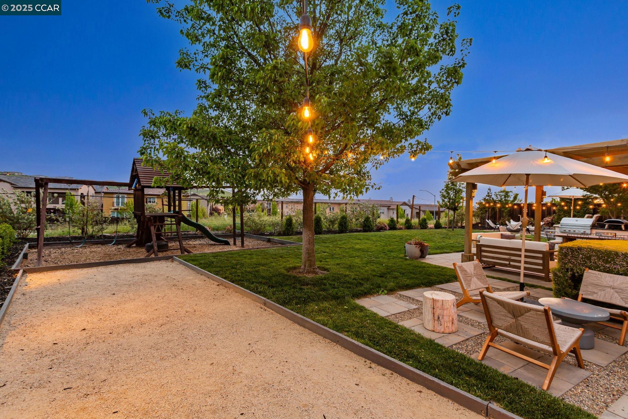 Detail Gallery Image 46 of 57 For 5415 Belarus St, Danville,  CA 94506 - 5 Beds | 4/1 Baths
