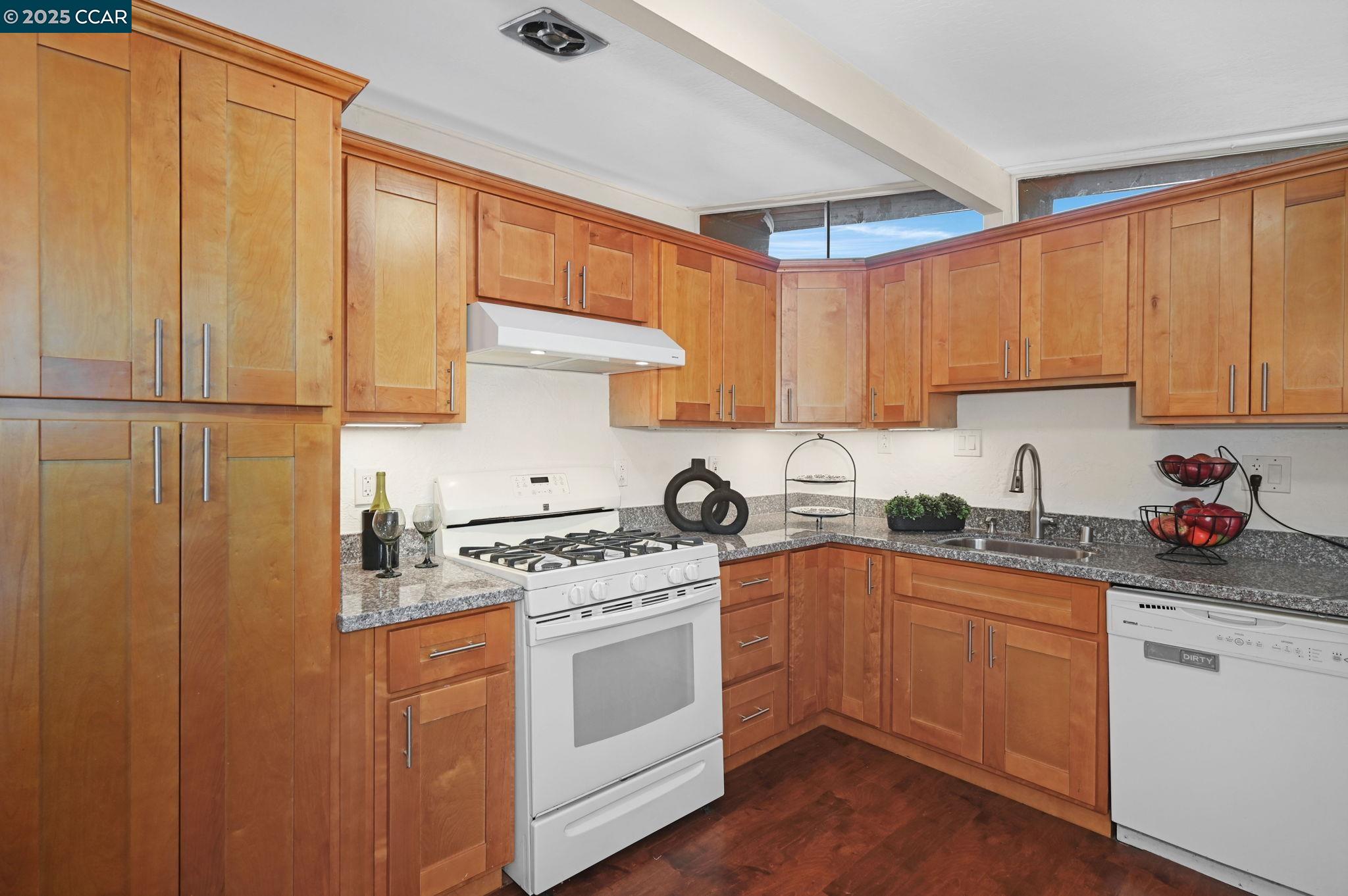 property-img