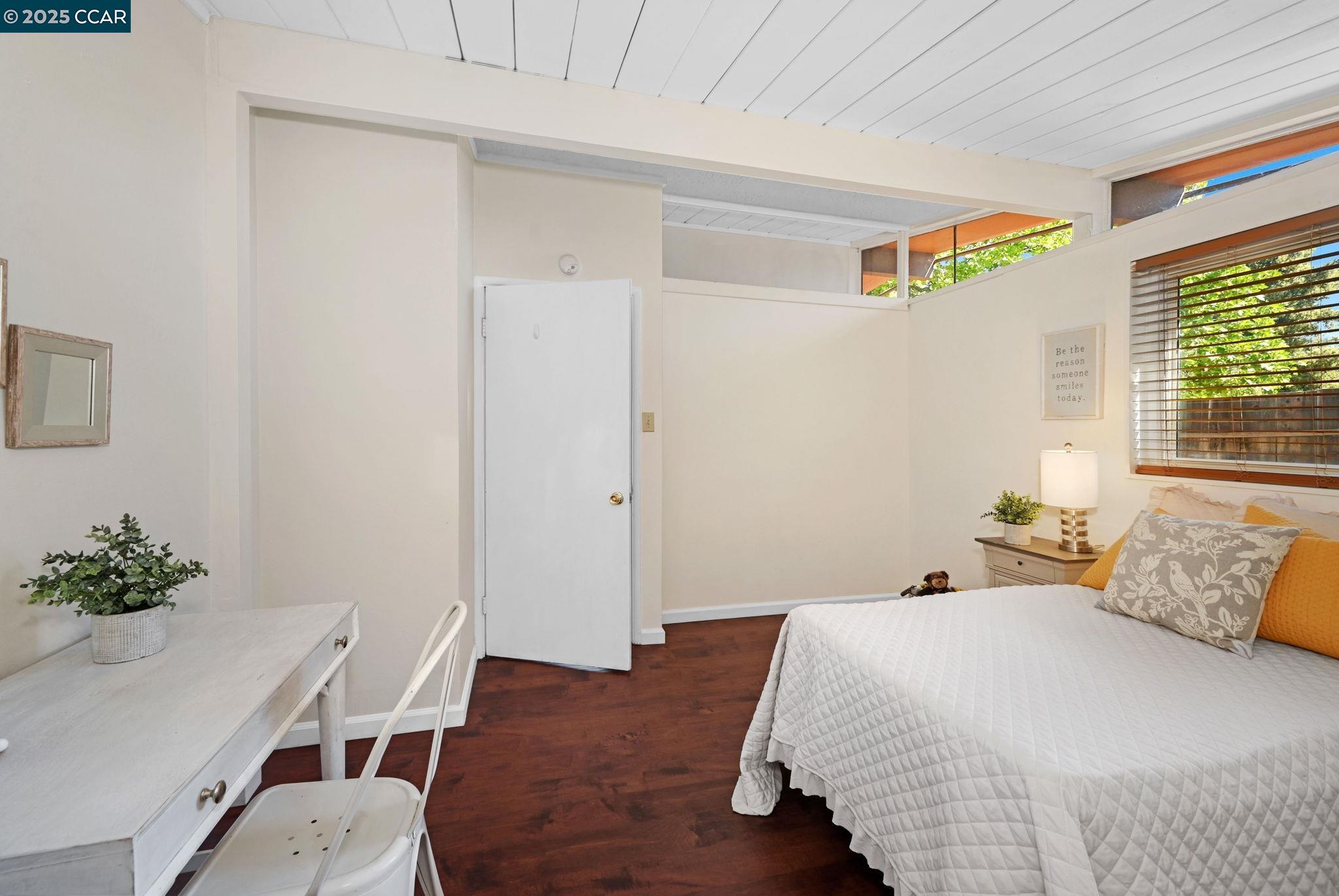 Detail Gallery Image 14 of 18 For 980 Santa Lucia Dr, Pleasant Hill,  CA 94523 - 3 Beds | 2 Baths
