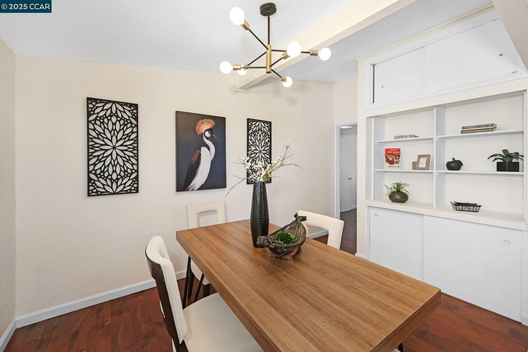 Detail Gallery Image 9 of 18 For 980 Santa Lucia Dr, Pleasant Hill,  CA 94523 - 3 Beds | 2 Baths