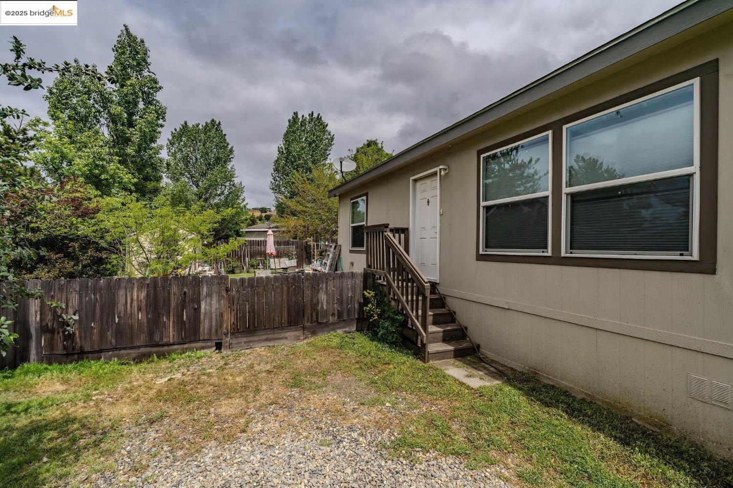 Detail Gallery Image 3 of 19 For 1016 Morado Cir 1, Copperopolis,  CA 95228 - 3 Beds | 2 Baths