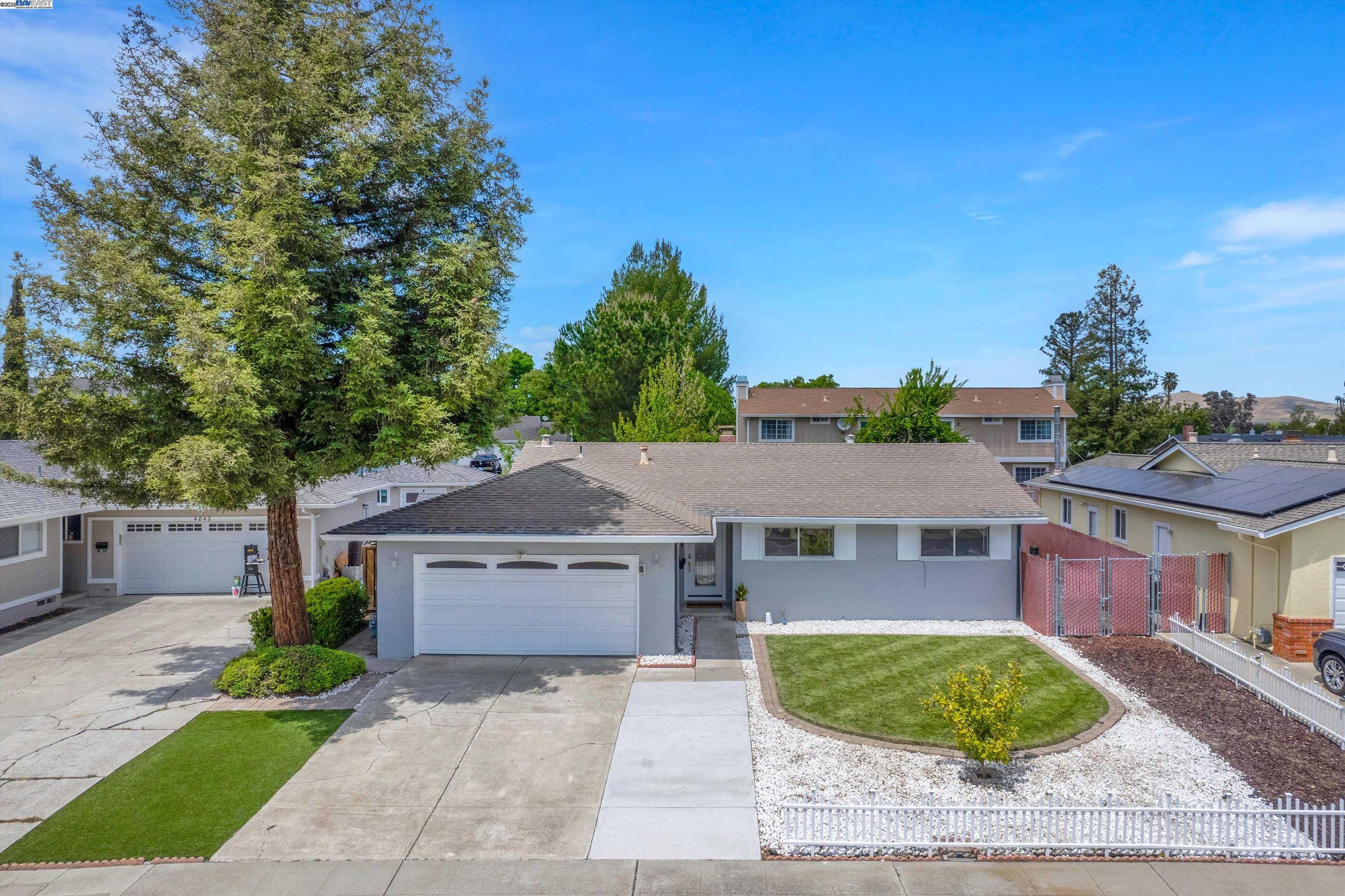 Detail Gallery Image 1 of 40 For 4854 Lantana Ave, Livermore,  CA 94551 - 3 Beds | 2 Baths
