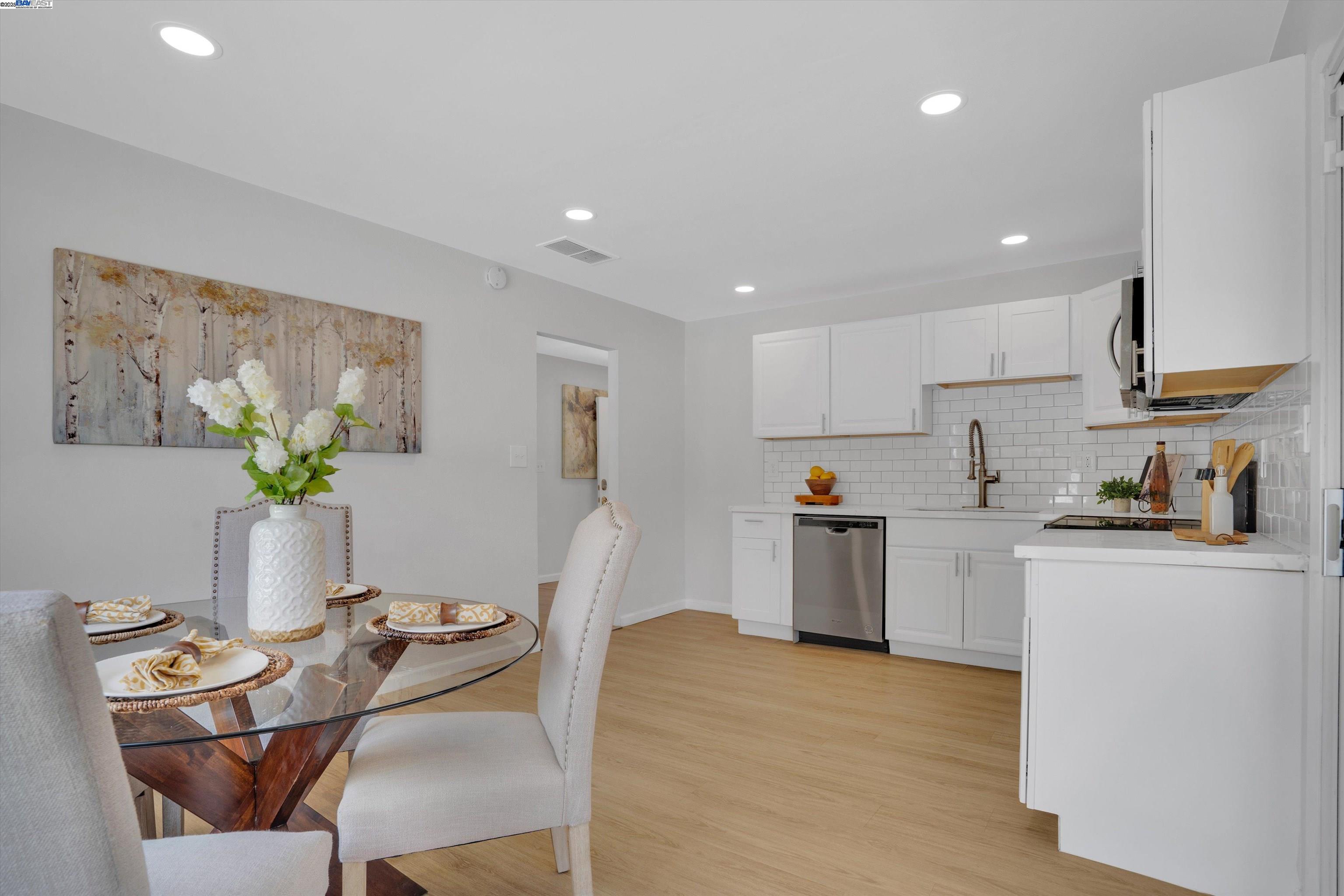 Detail Gallery Image 13 of 40 For 4854 Lantana Ave, Livermore,  CA 94551 - 3 Beds | 2 Baths