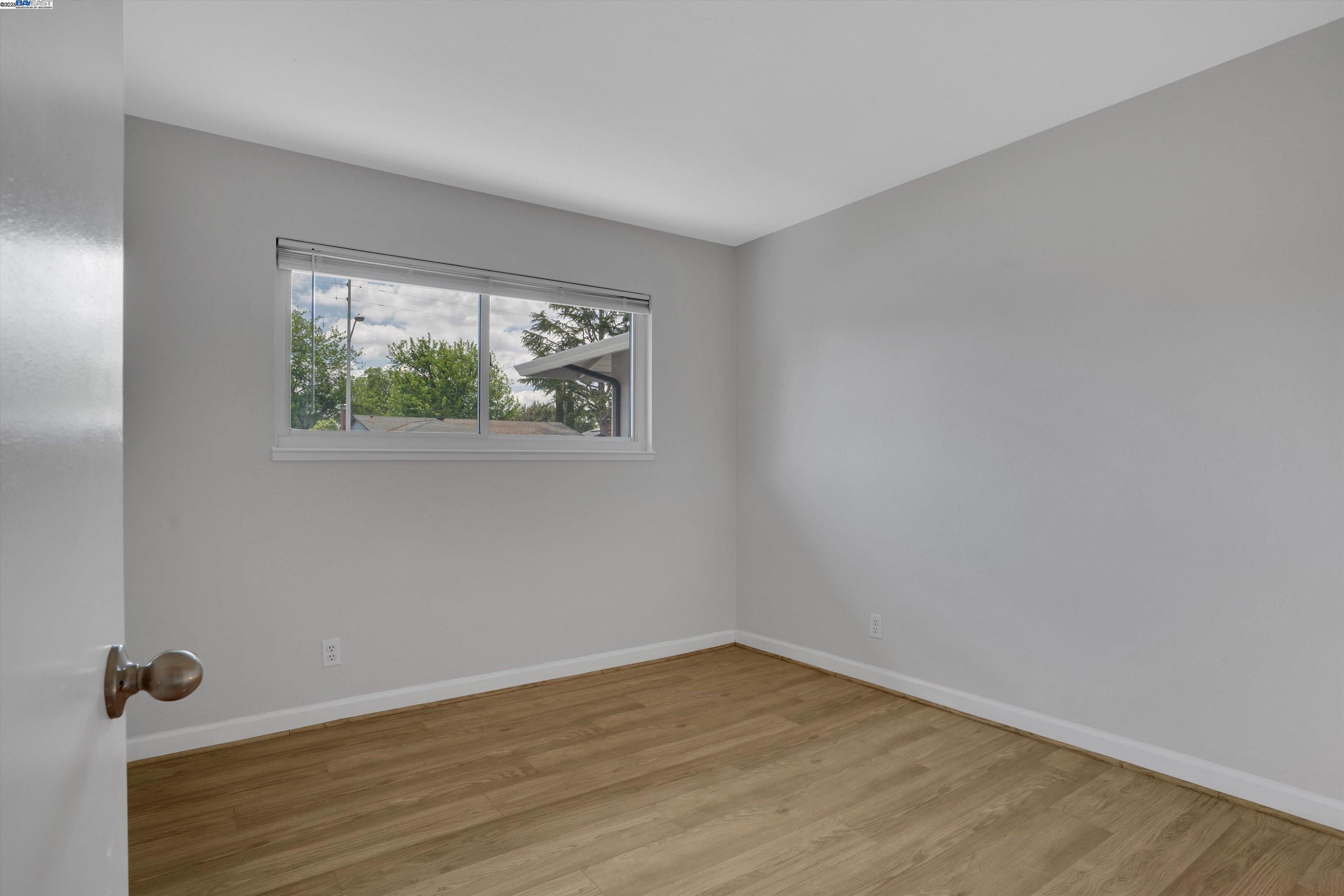 Detail Gallery Image 15 of 40 For 4854 Lantana Ave, Livermore,  CA 94551 - 3 Beds | 2 Baths