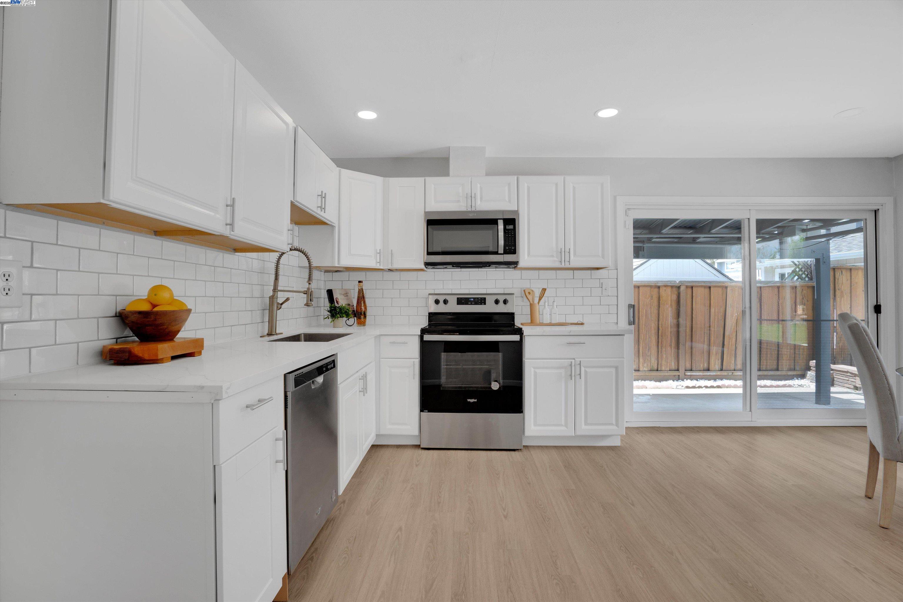 Detail Gallery Image 8 of 40 For 4854 Lantana Ave, Livermore,  CA 94551 - 3 Beds | 2 Baths