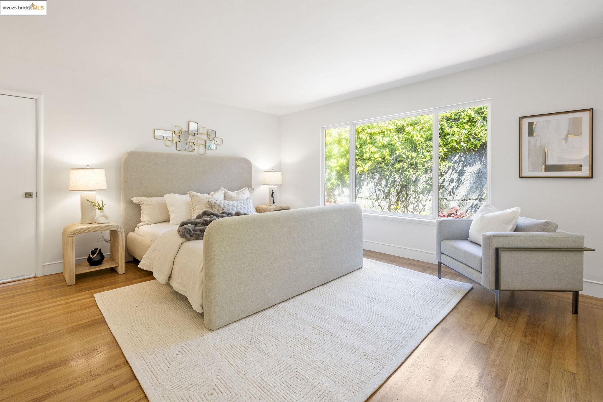 Detail Gallery Image 27 of 39 For 38 La Salle Ave, Piedmont,  CA 94611 - 4 Beds | 3 Baths