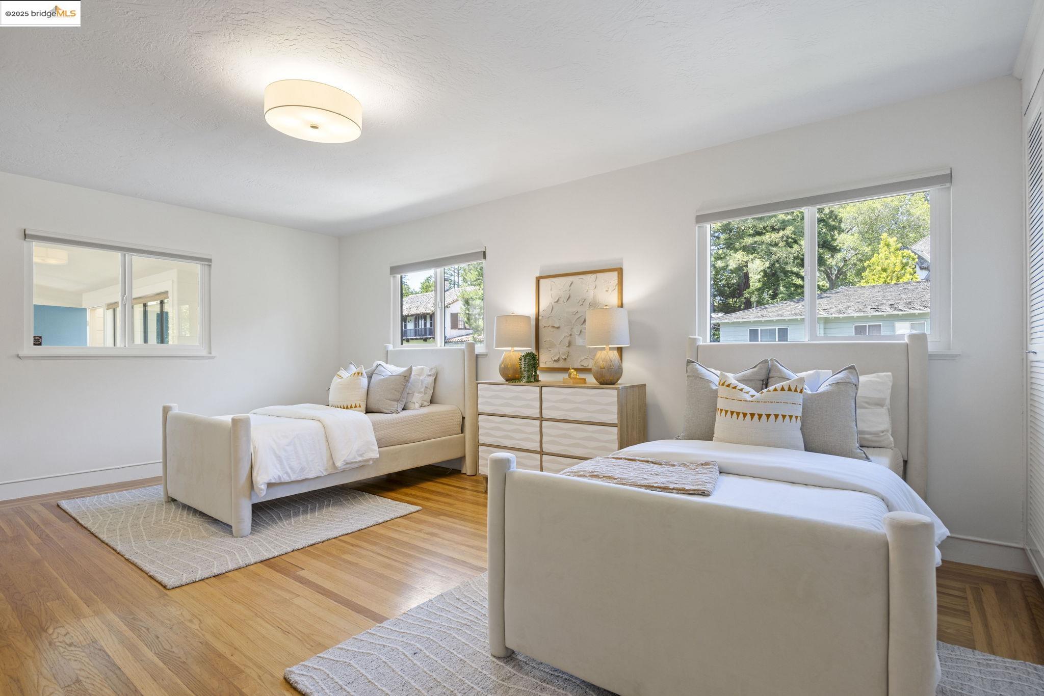 Detail Gallery Image 31 of 39 For 38 La Salle Ave, Piedmont,  CA 94611 - 4 Beds | 3 Baths