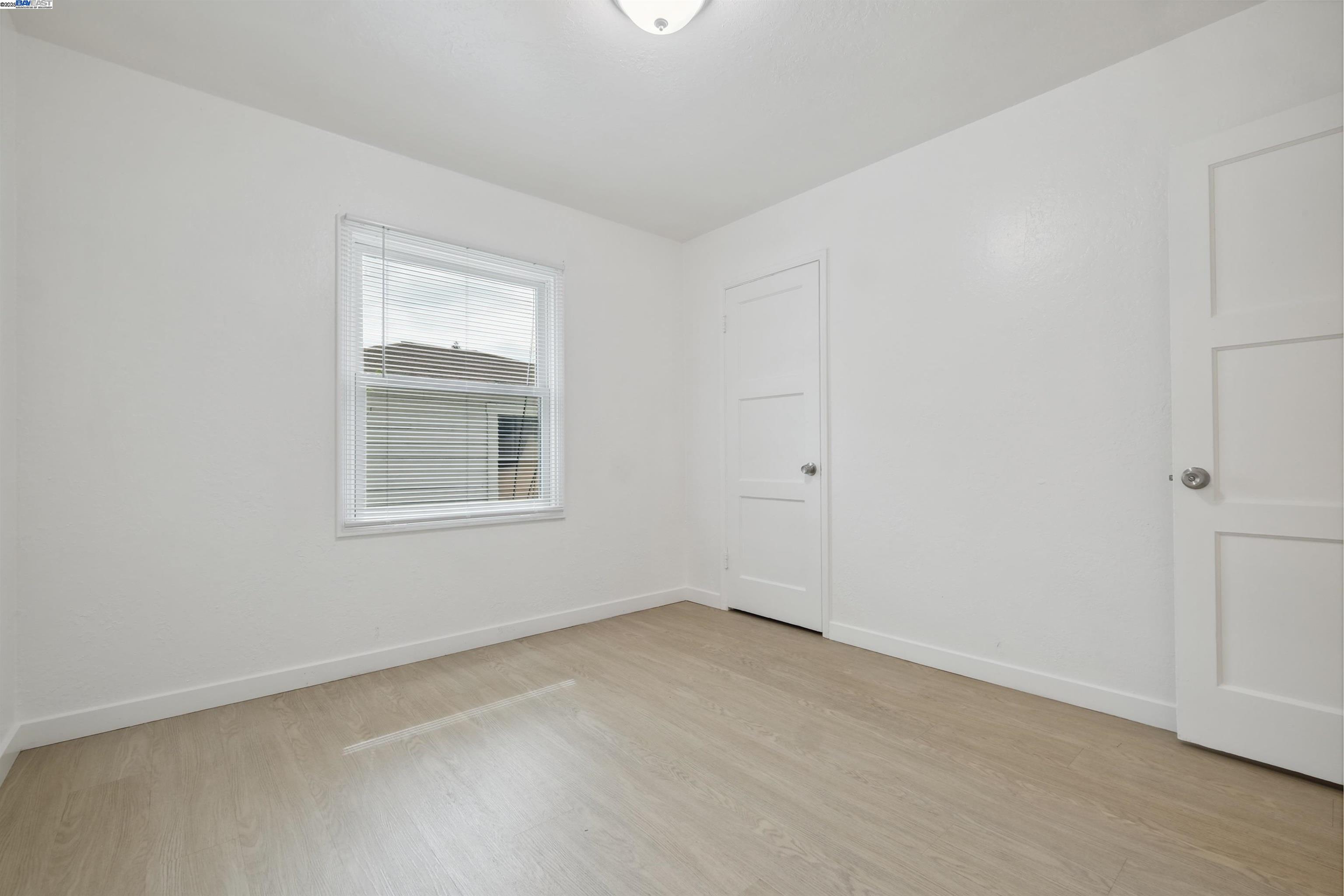 6601 Eastlawn St, Oakland, California 94621, 3 Bedrooms Bedrooms, 5 Rooms Rooms,1 BathroomBathrooms,Residential,For Sale,6601 Eastlawn St,41095467