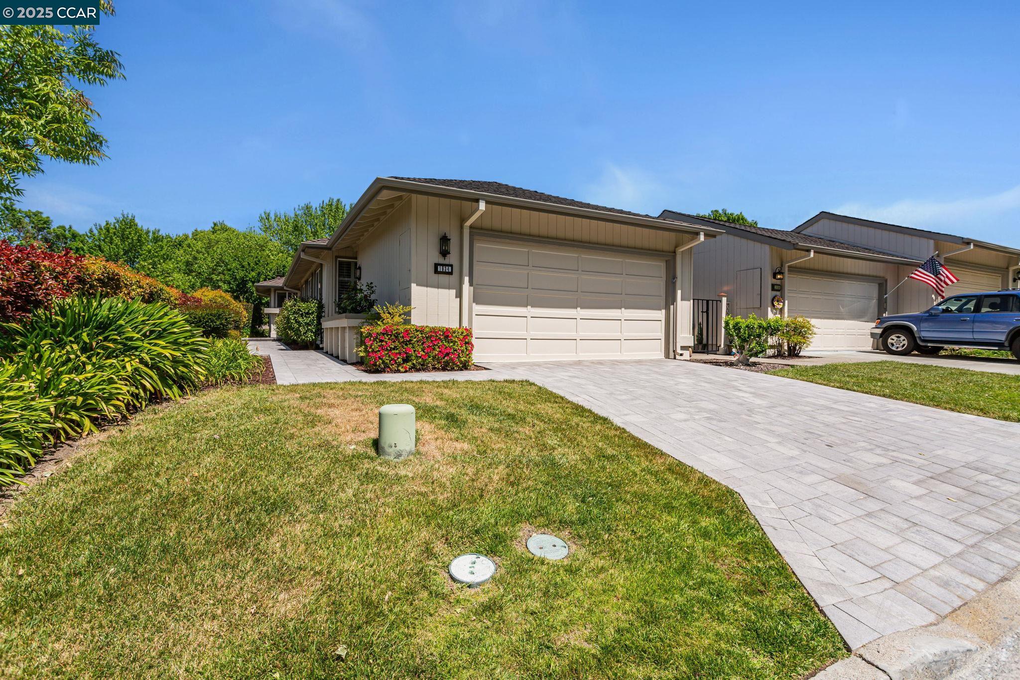Photo #1: 41095469 Listing: Photo #1