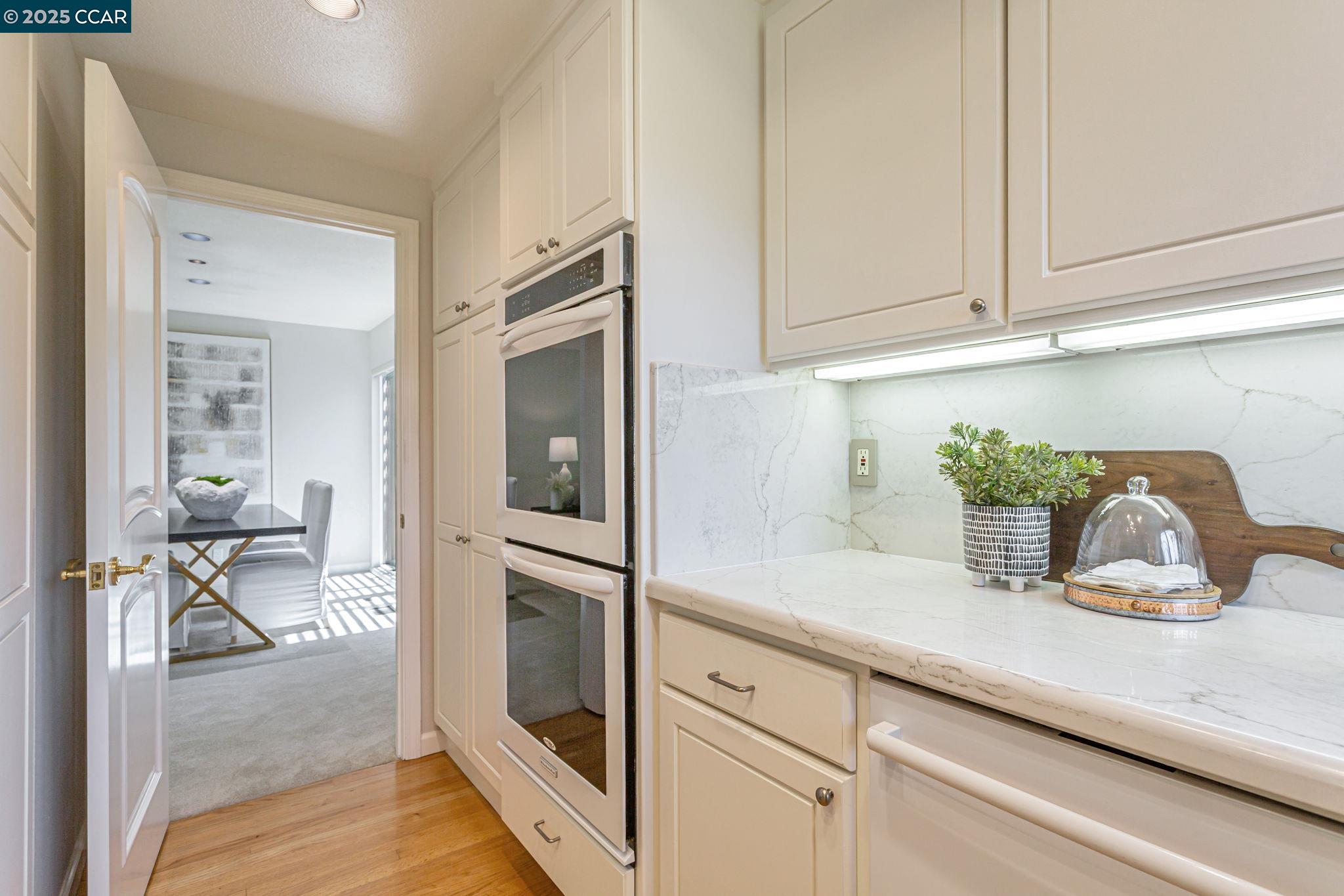 Photo #12: 41095469 Listing: Photo #12