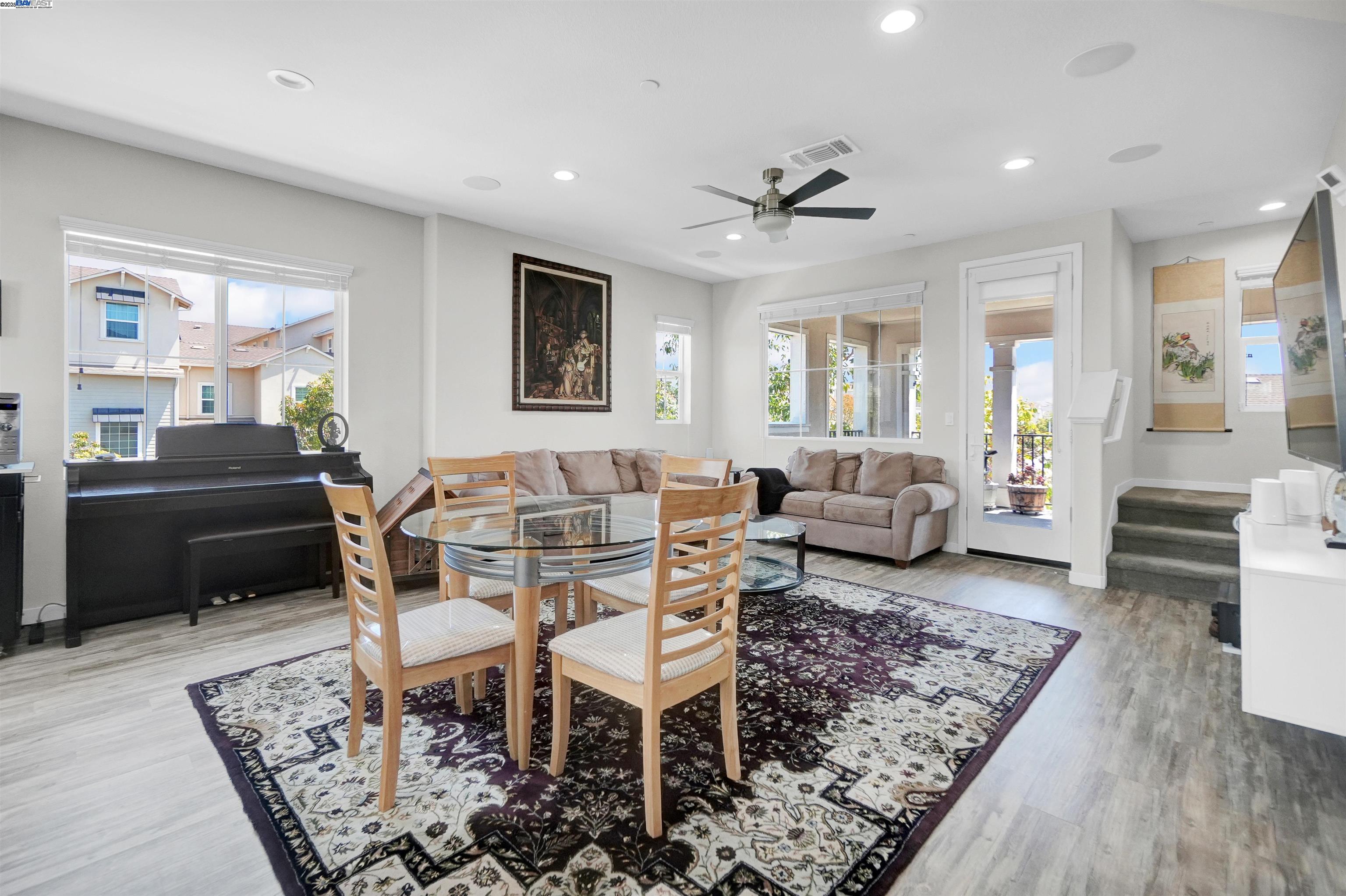 Detail Gallery Image 15 of 55 For 8550 Boardwalk Way, Newark,  CA 94560 - 4 Beds | 3/1 Baths