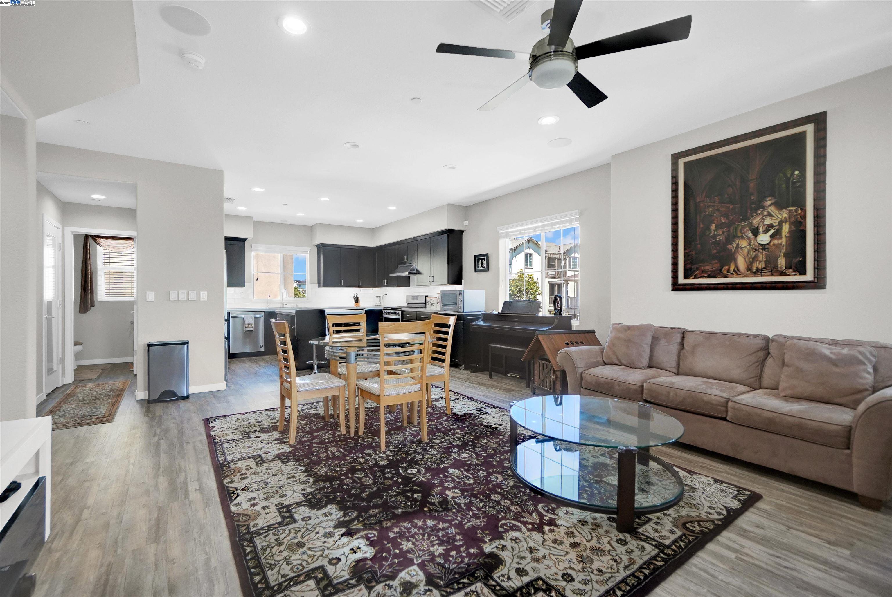 Photo #16: 41095475 Listing: Photo #16