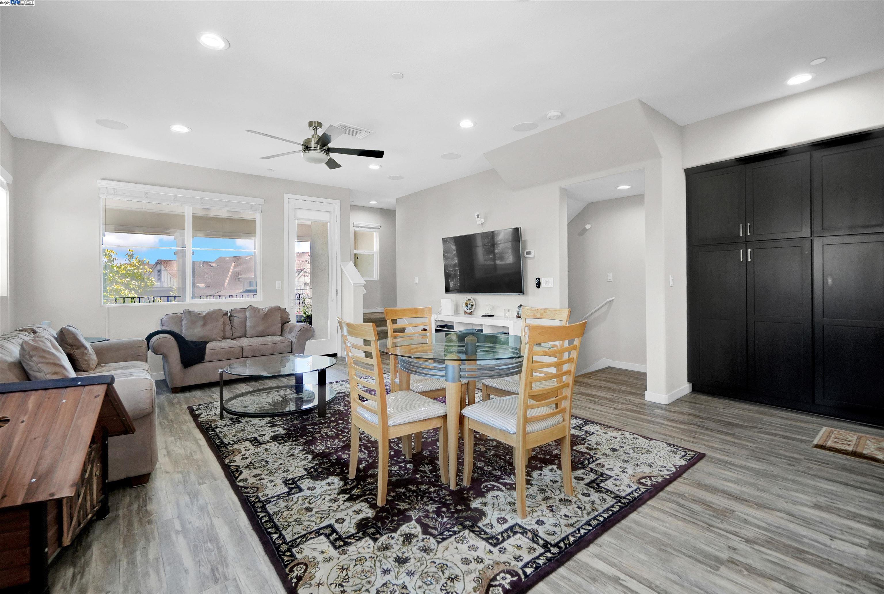 Detail Gallery Image 19 of 55 For 8550 Boardwalk Way, Newark,  CA 94560 - 4 Beds | 3/1 Baths