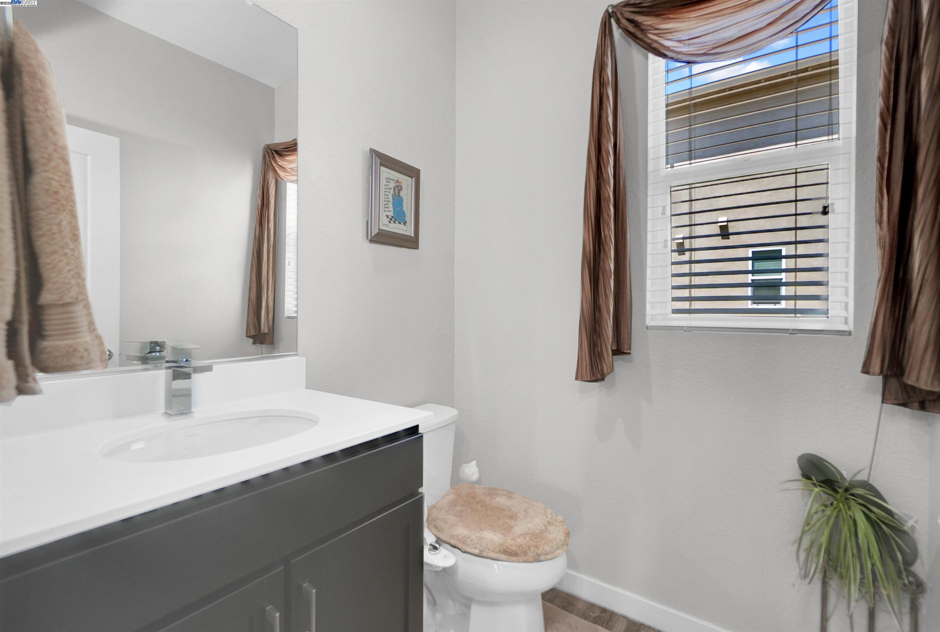 Detail Gallery Image 25 of 55 For 8550 Boardwalk Way, Newark,  CA 94560 - 4 Beds | 3/1 Baths