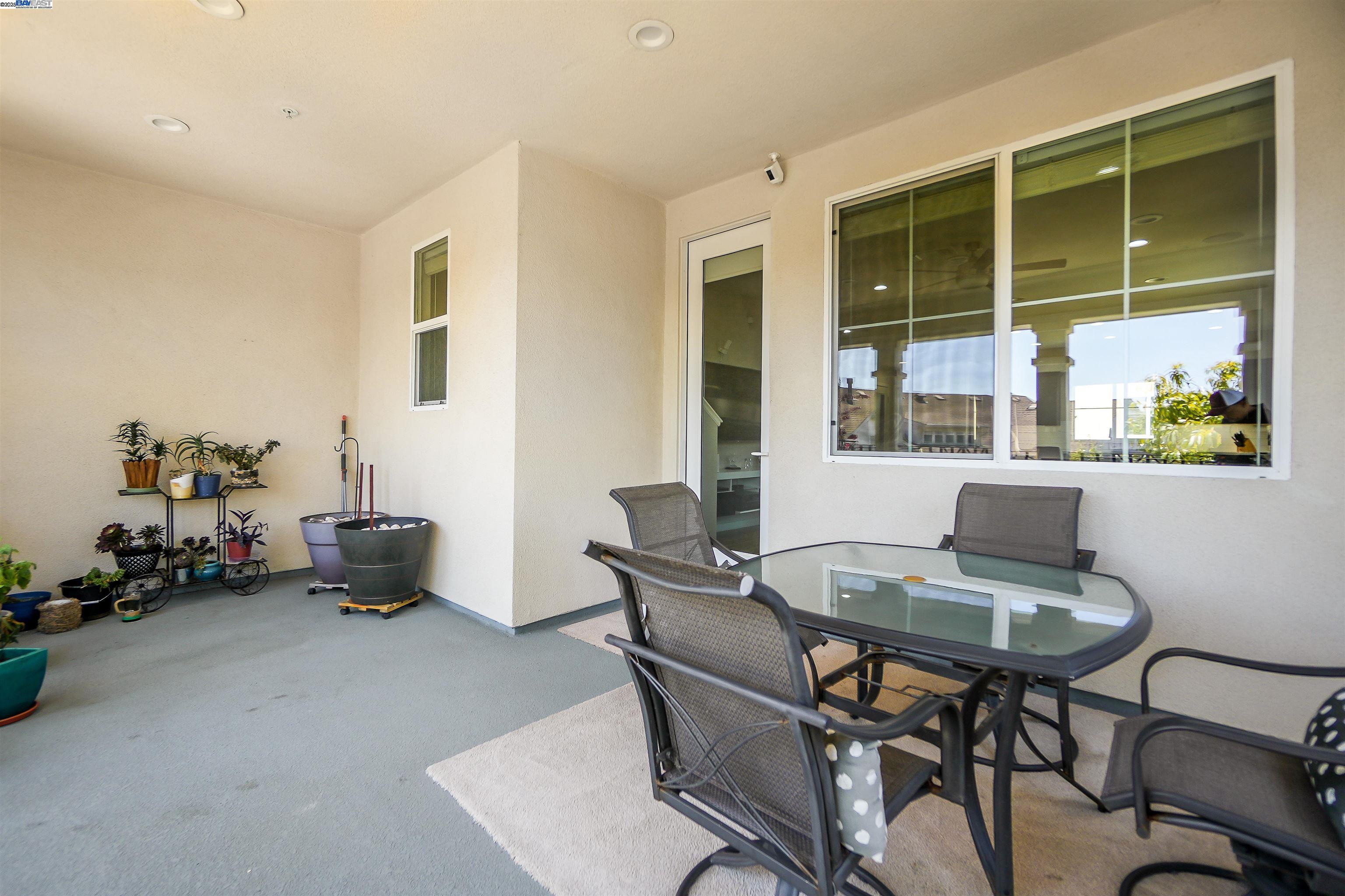 Detail Gallery Image 27 of 55 For 8550 Boardwalk Way, Newark,  CA 94560 - 4 Beds | 3/1 Baths