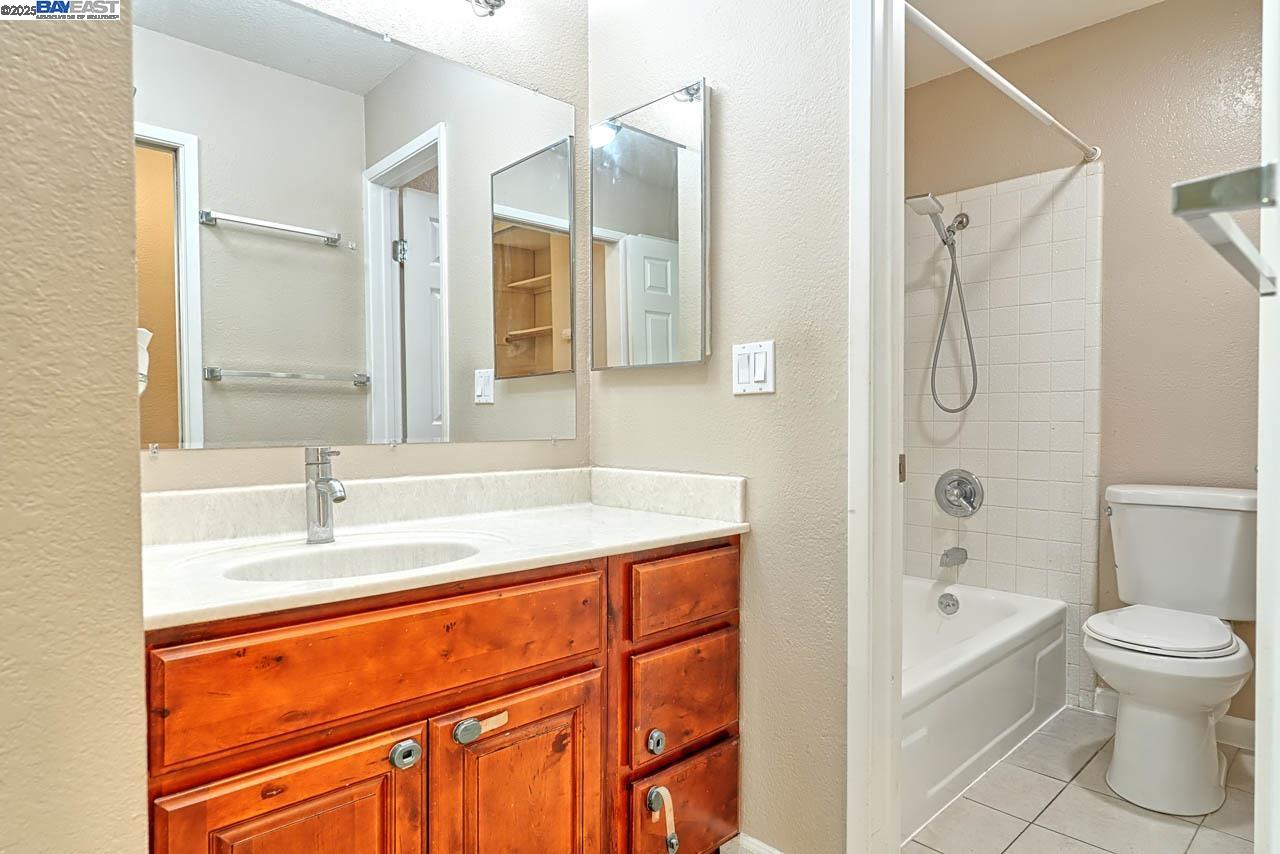 Detail Gallery Image 17 of 32 For 3300 Wolcott Cmn #210,  Fremont,  CA 94538 - 1 Beds | 1 Baths