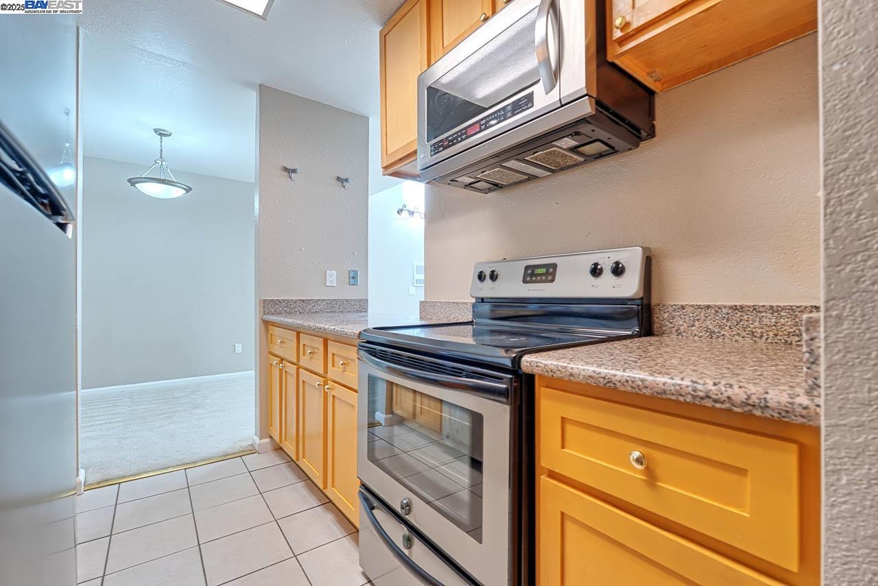 Detail Gallery Image 6 of 32 For 3300 Wolcott Cmn #210,  Fremont,  CA 94538 - 1 Beds | 1 Baths