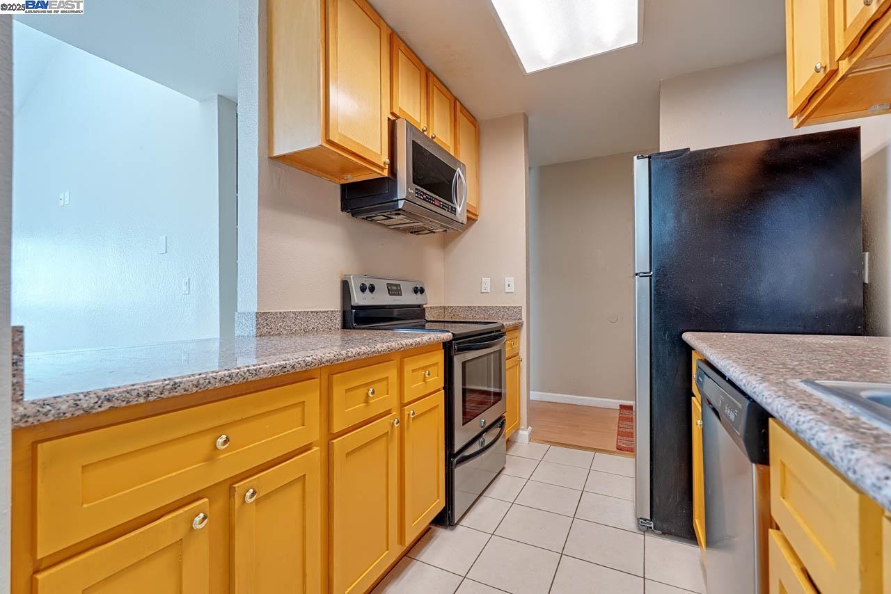 Detail Gallery Image 9 of 32 For 3300 Wolcott Cmn #210,  Fremont,  CA 94538 - 1 Beds | 1 Baths