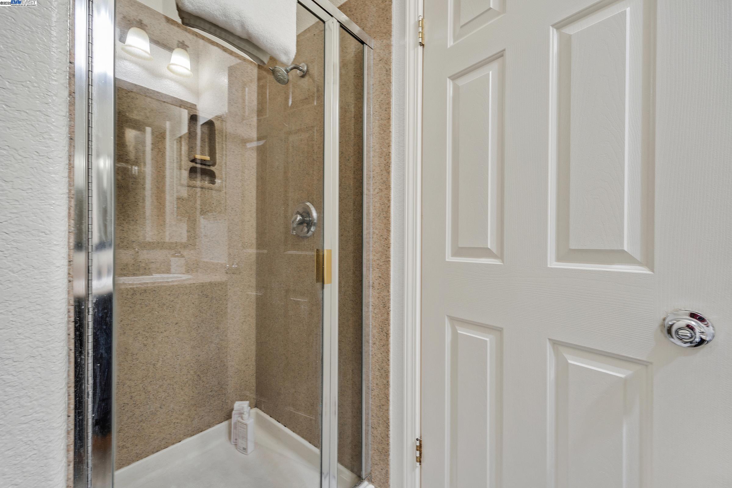 Detail Gallery Image 13 of 38 For 703 Seminole Ct, Discovery Bay,  CA 94505 - 5 Beds | 3 Baths