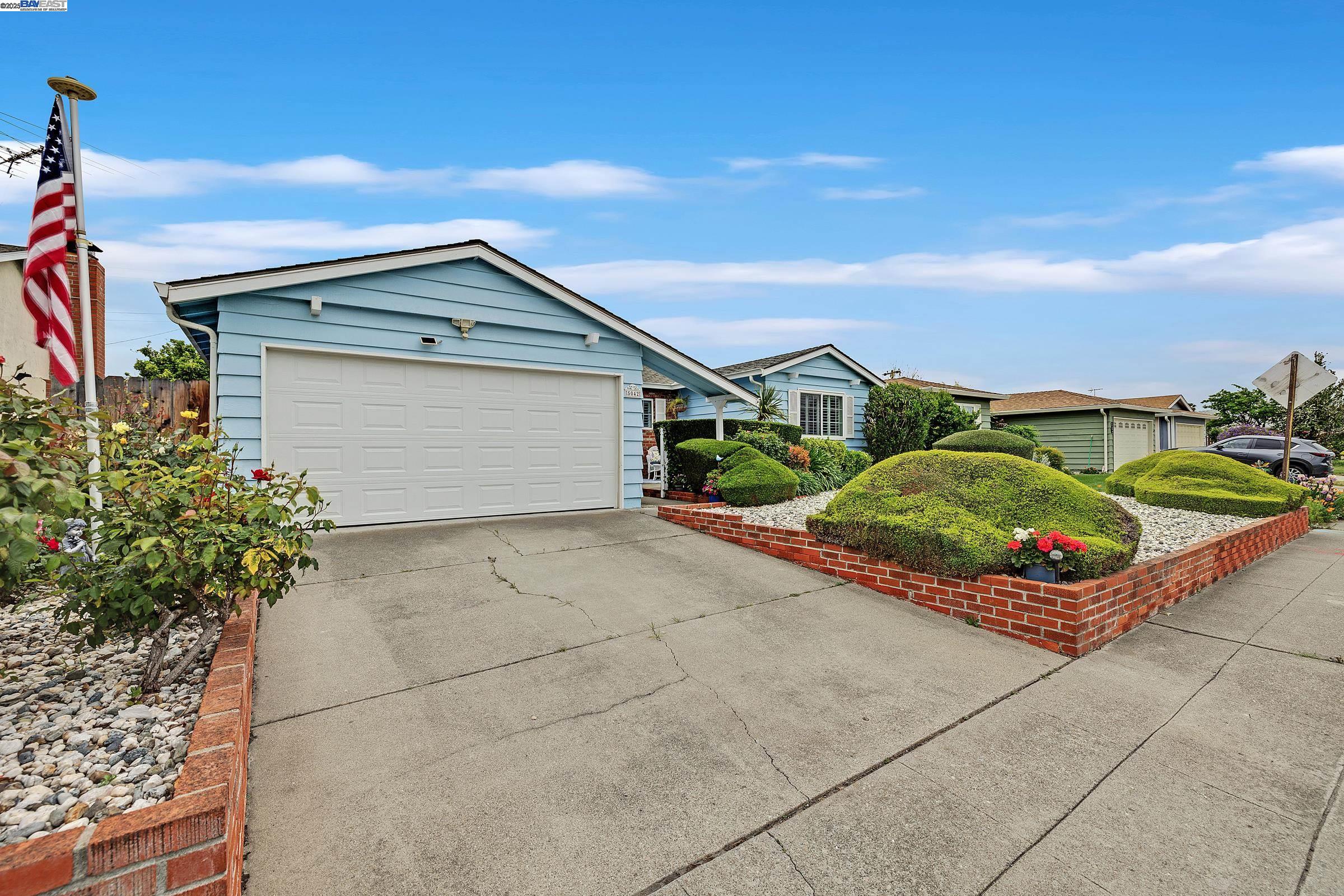 Detail Gallery Image 1 of 1 For 5042 Yellowstone Park Dr, Fremont,  CA 94538 - 4 Beds | 2 Baths