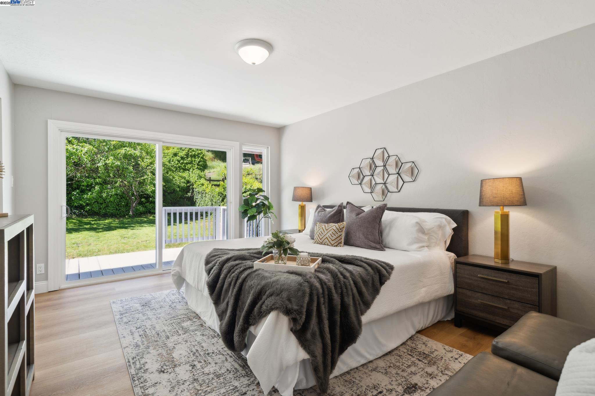 Detail Gallery Image 7 of 18 For 6301 Palo Verde, Castro Valley,  CA 94552 - 3 Beds | 2 Baths