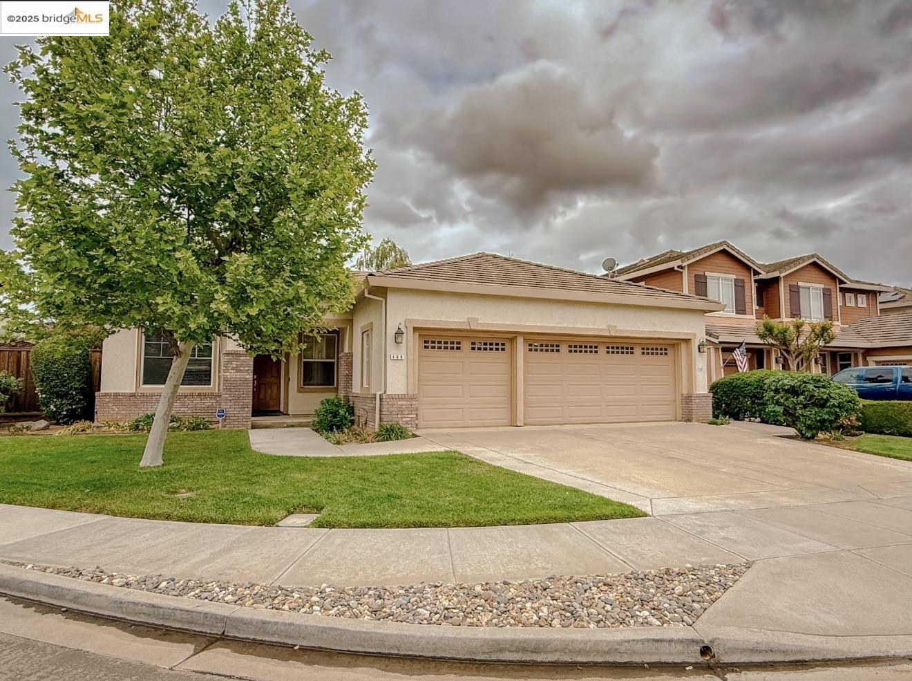 Detail Gallery Image 1 of 48 For 400 Madison Ct, Brentwood,  CA 94513 - 3 Beds | 2 Baths