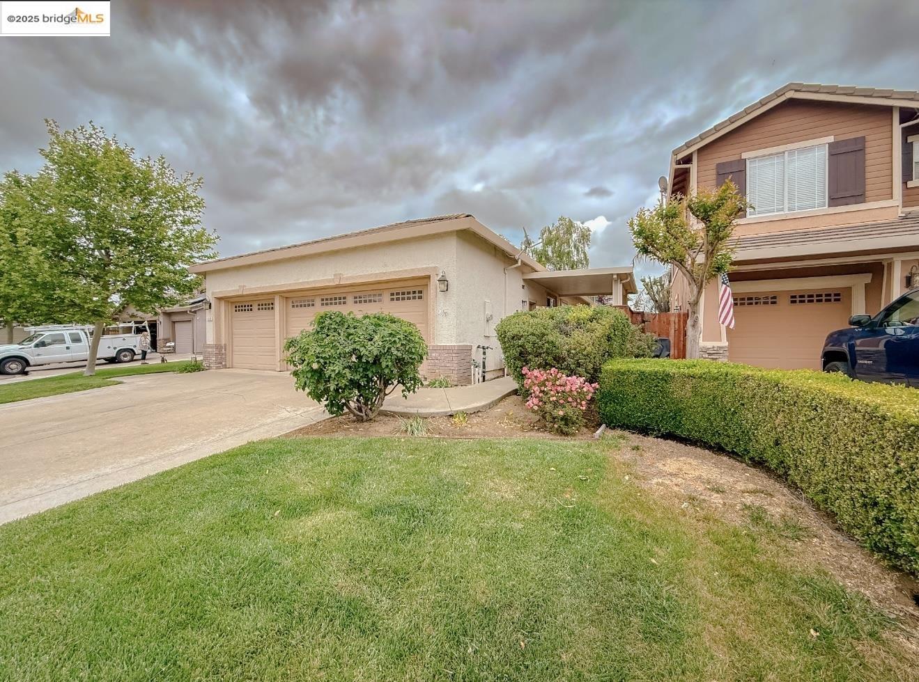 Detail Gallery Image 2 of 48 For 400 Madison Ct, Brentwood,  CA 94513 - 3 Beds | 2 Baths
