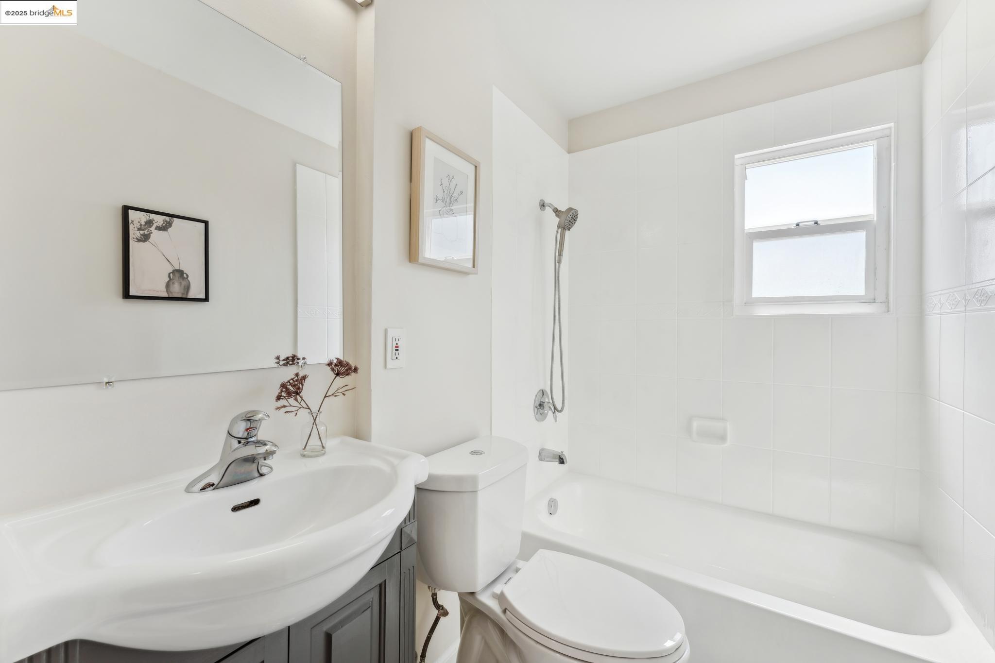 Detail Gallery Image 32 of 39 For 1225 Gerald Ave, San Pablo,  CA 94806 - 2 Beds | 1 Baths
