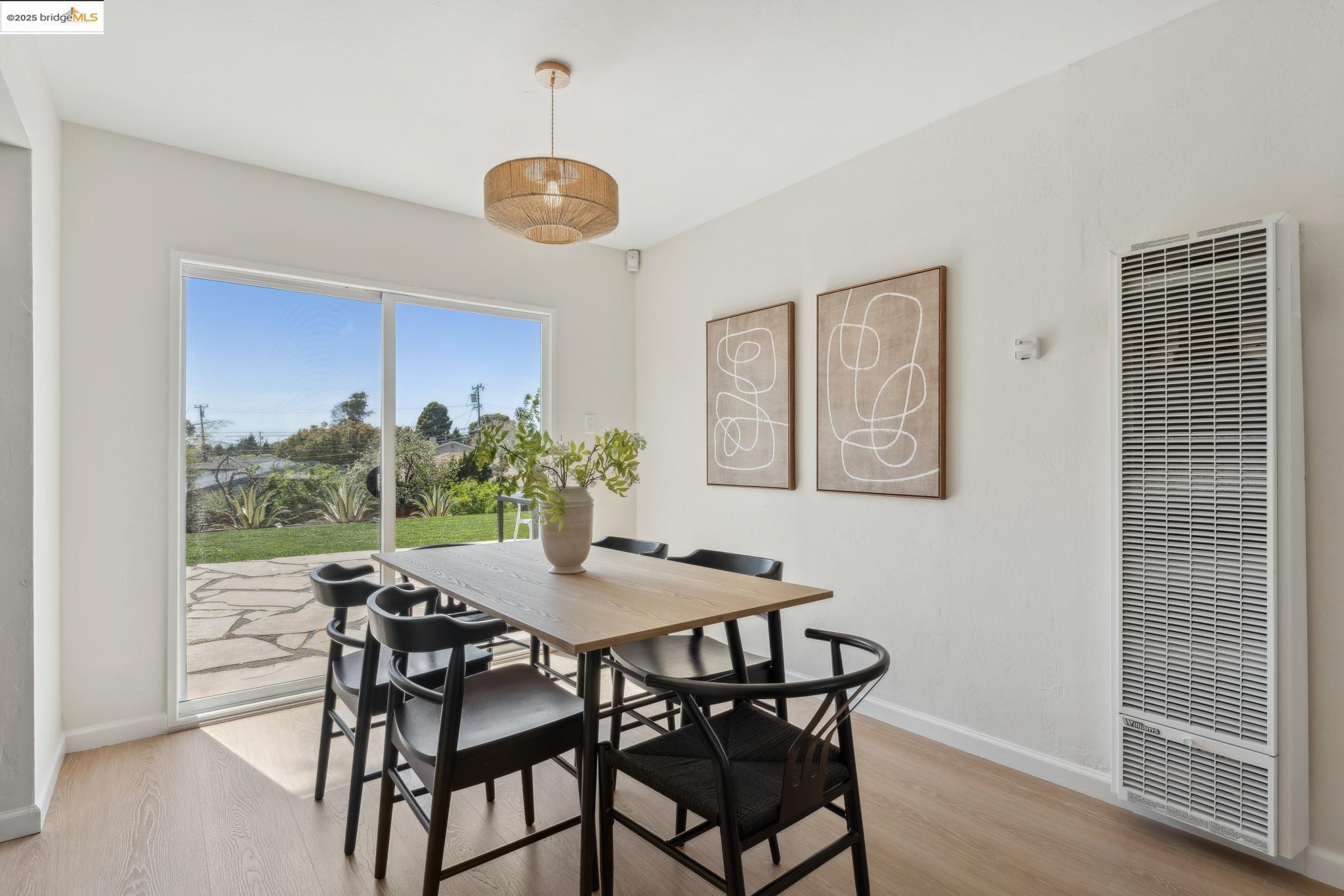 Detail Gallery Image 10 of 39 For 1225 Gerald Ave, San Pablo,  CA 94806 - 2 Beds | 1 Baths