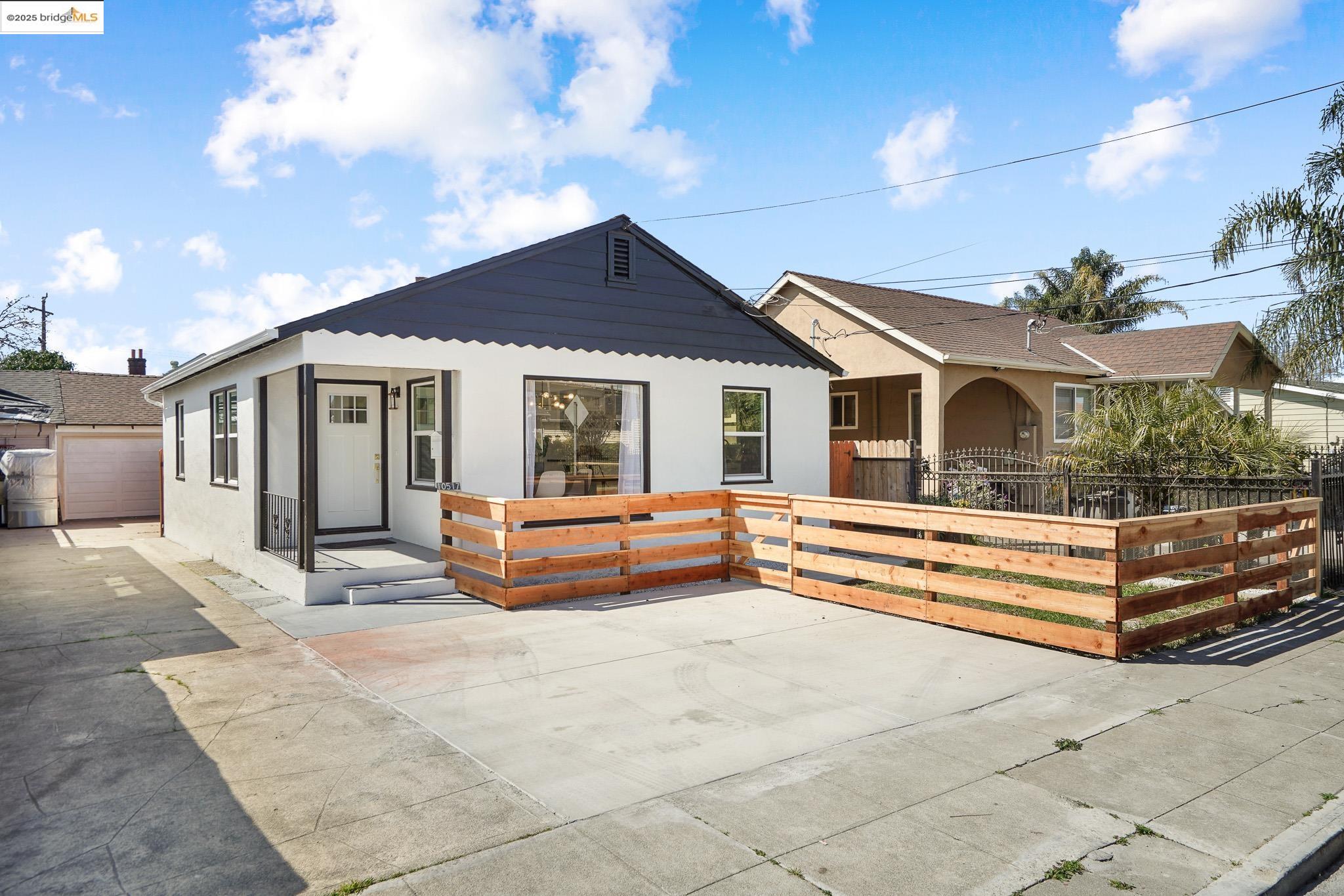 10517 Pippin, Oakland, California 94603, 2 Bedrooms Bedrooms, 5 Rooms Rooms,1 BathroomBathrooms,Residential,For Sale,10517 Pippin,41095495