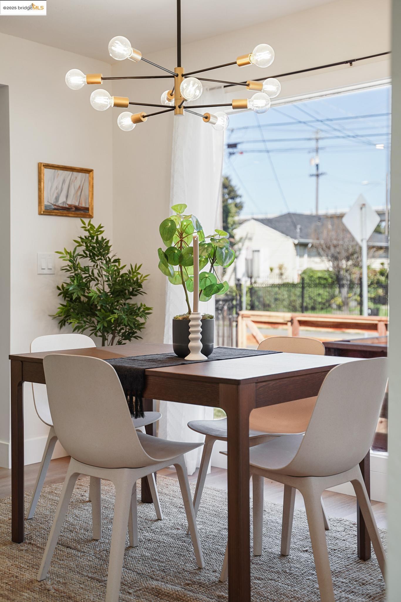 10517 Pippin, Oakland, California 94603, 2 Bedrooms Bedrooms, 5 Rooms Rooms,1 BathroomBathrooms,Residential,For Sale,10517 Pippin,41095495