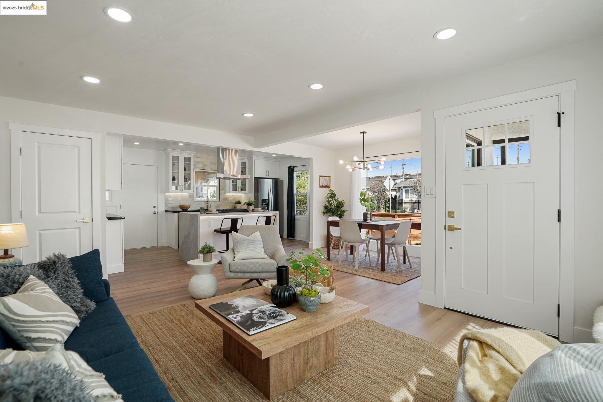 10517 Pippin, Oakland, California 94603, 2 Bedrooms Bedrooms, 5 Rooms Rooms,1 BathroomBathrooms,Residential,For Sale,10517 Pippin,41095495