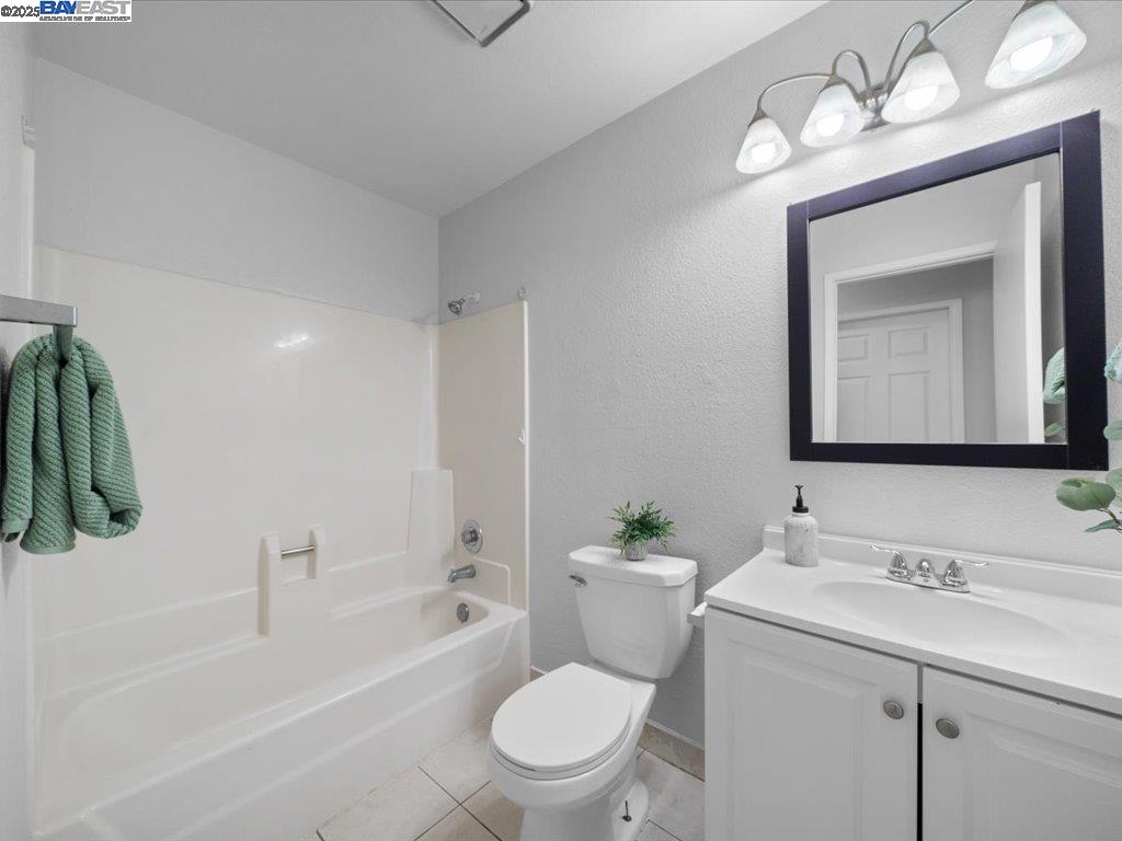 Detail Gallery Image 12 of 30 For 1540 W Kavanagh Ave, Tracy,  CA 95376 - 3 Beds | 2 Baths