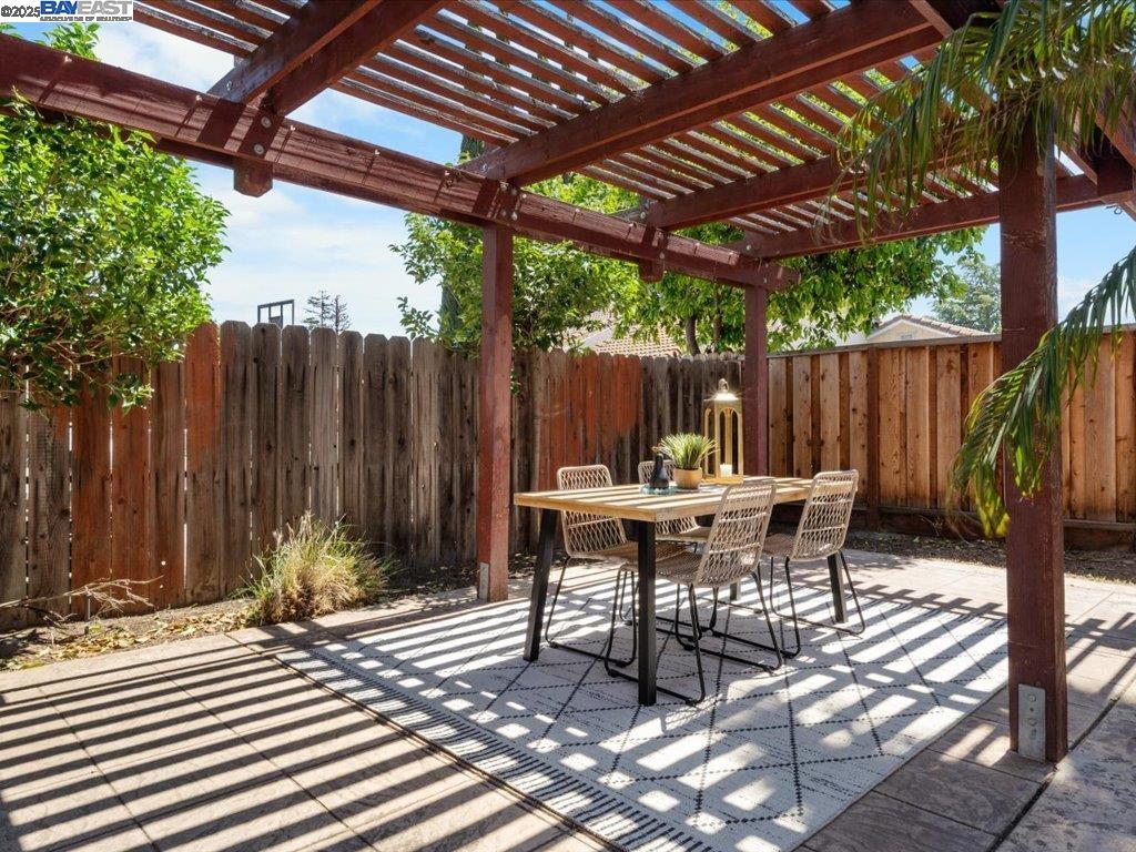 Detail Gallery Image 23 of 30 For 1540 W Kavanagh Ave, Tracy,  CA 95376 - 3 Beds | 2 Baths