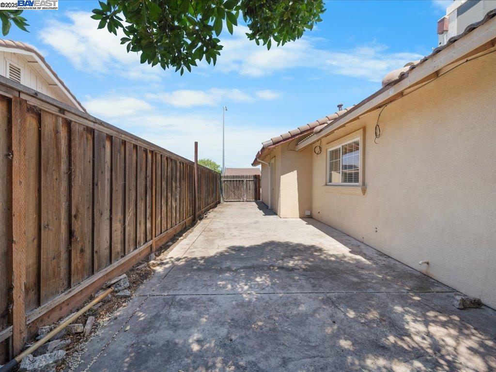 Detail Gallery Image 24 of 30 For 1540 W Kavanagh Ave, Tracy,  CA 95376 - 3 Beds | 2 Baths