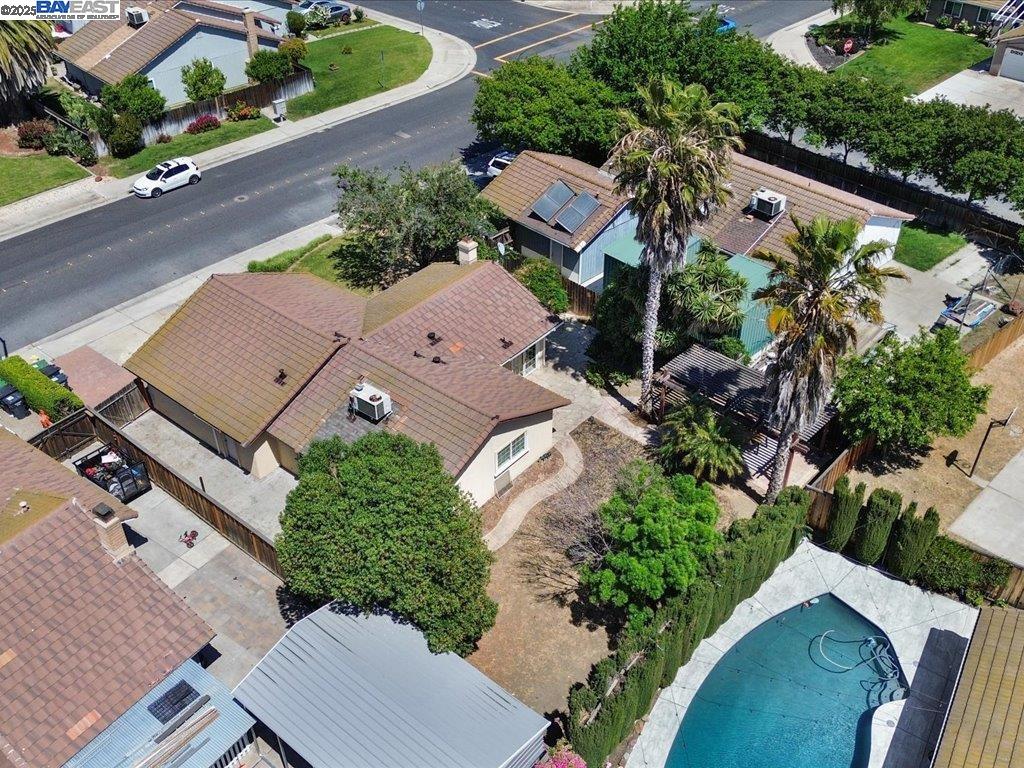 Detail Gallery Image 25 of 30 For 1540 W Kavanagh Ave, Tracy,  CA 95376 - 3 Beds | 2 Baths